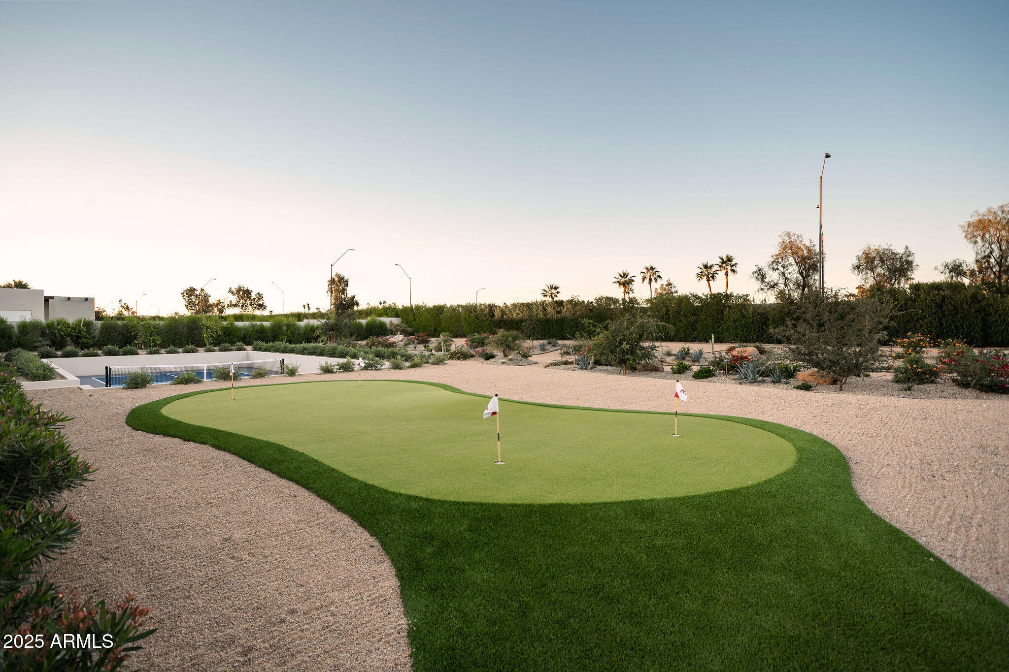 DESERT ESTATES UNIT 1 LOT 4 MLD - Residential