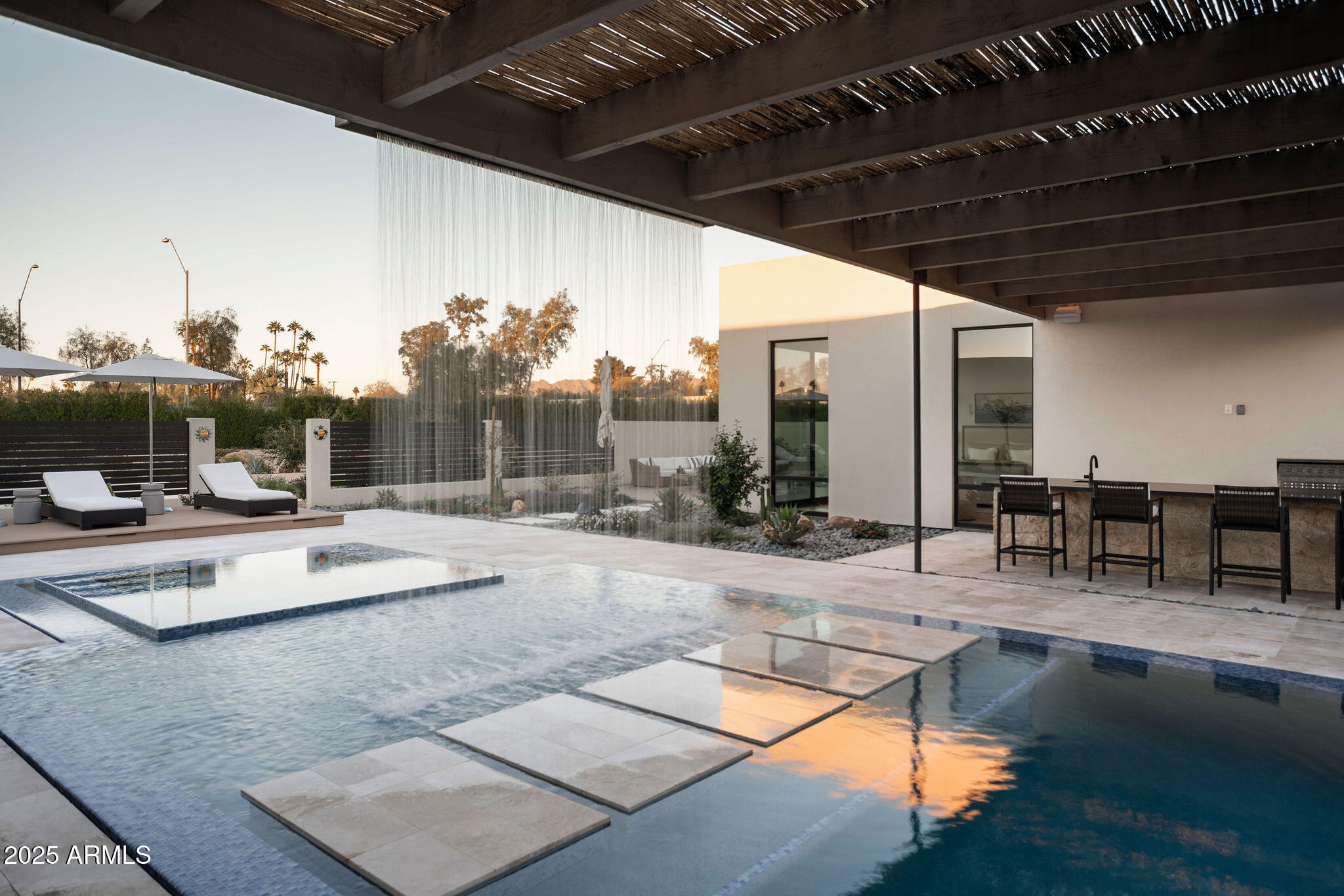 DESERT ESTATES UNIT 1 LOT 4 MLD - Residential