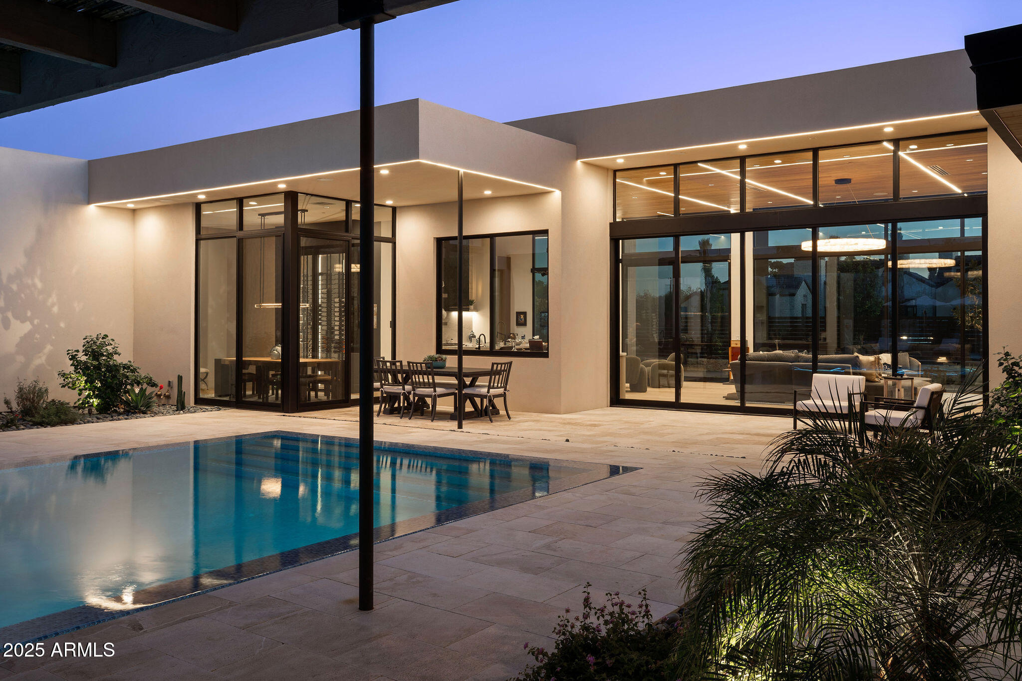 DESERT ESTATES UNIT 1 LOT 4 MLD - Residential