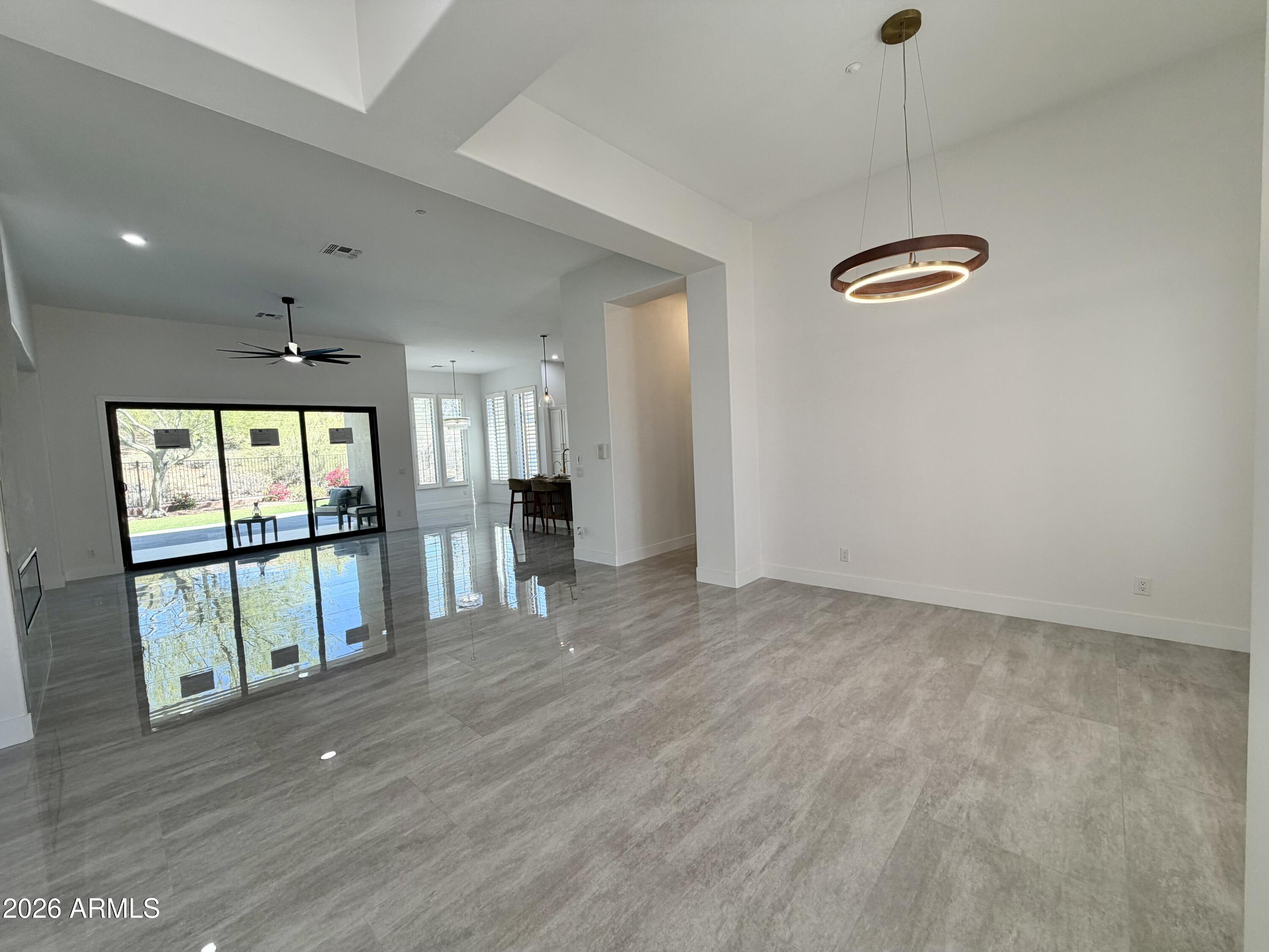 ANTHEM UNIT 24 - Residential
