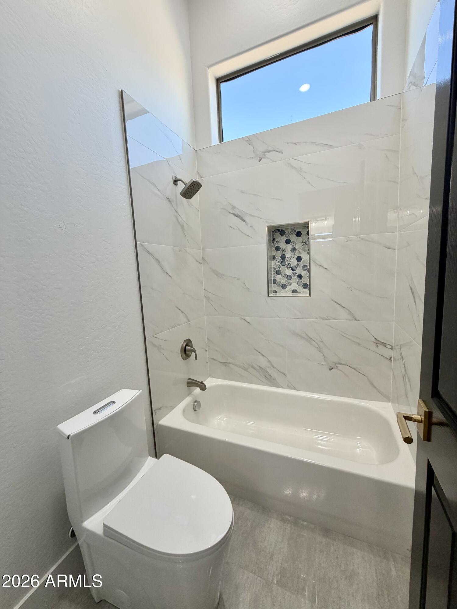 ANTHEM UNIT 24 - Residential