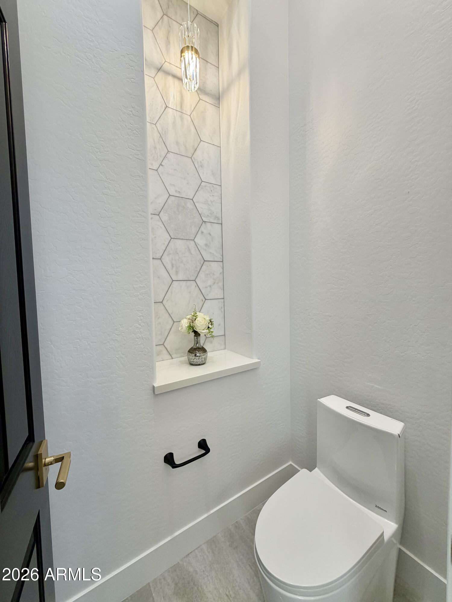 ANTHEM UNIT 24 - Residential