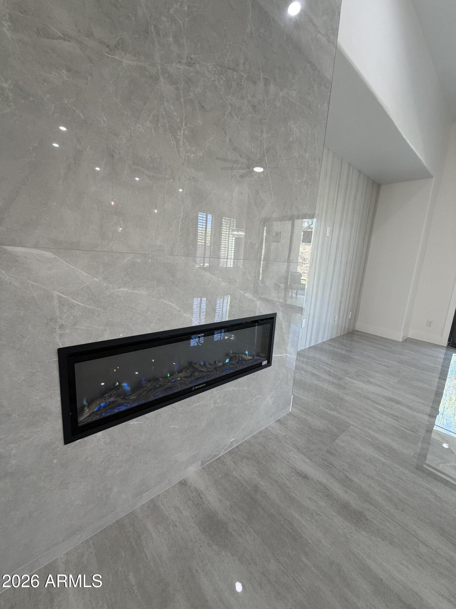 ANTHEM UNIT 24 - Residential