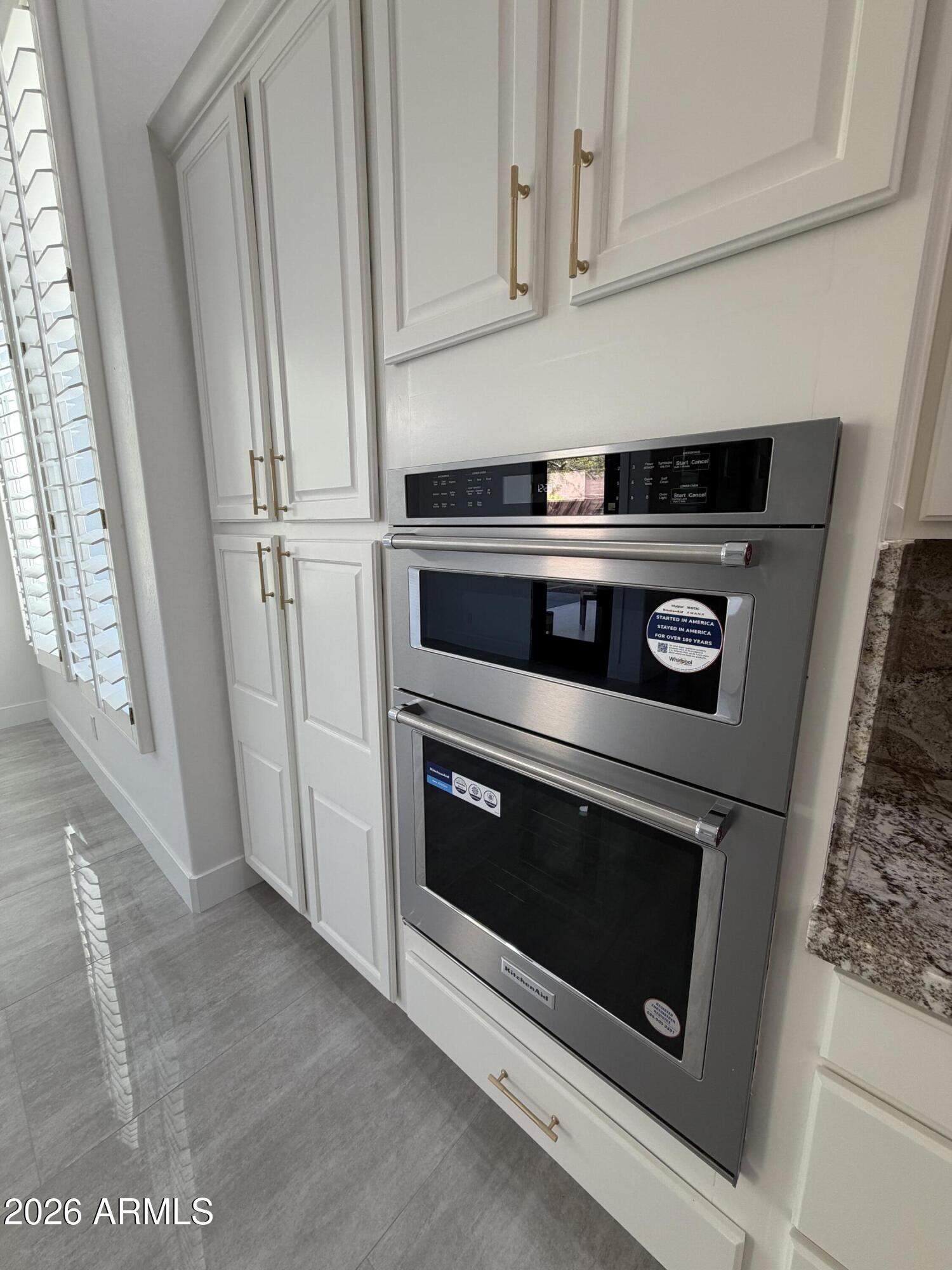 ANTHEM UNIT 24 - Residential