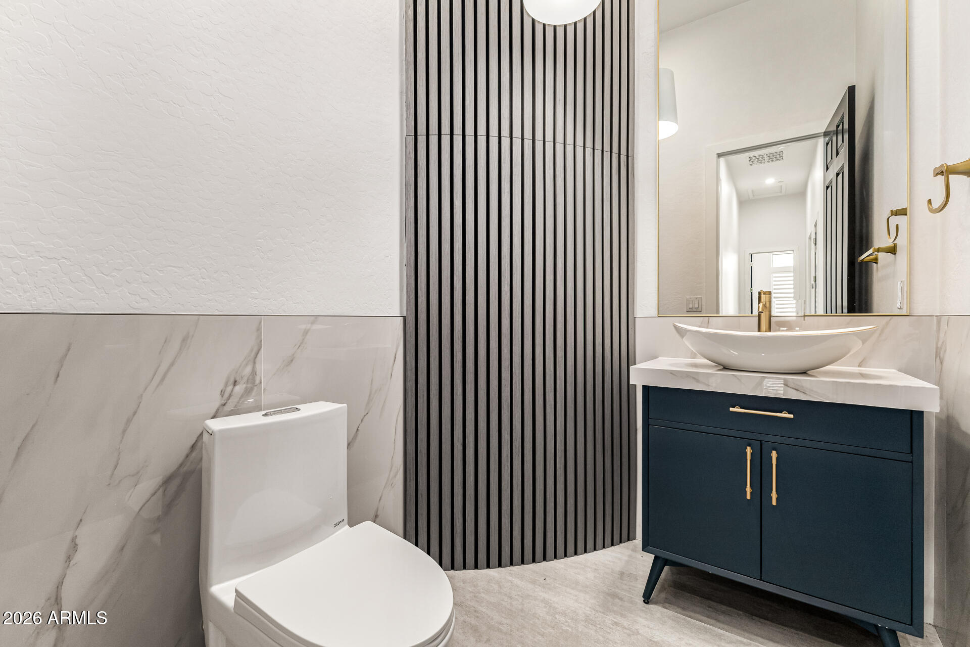 ANTHEM UNIT 24 - Residential