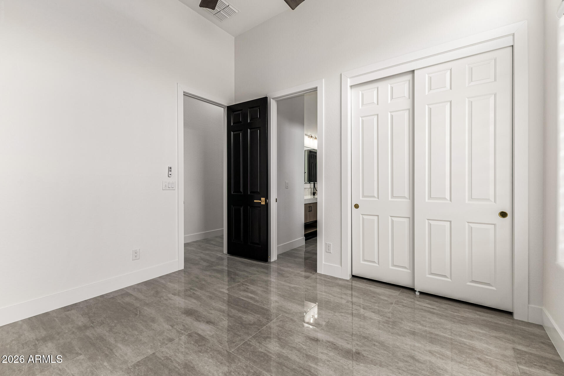 ANTHEM UNIT 24 - Residential