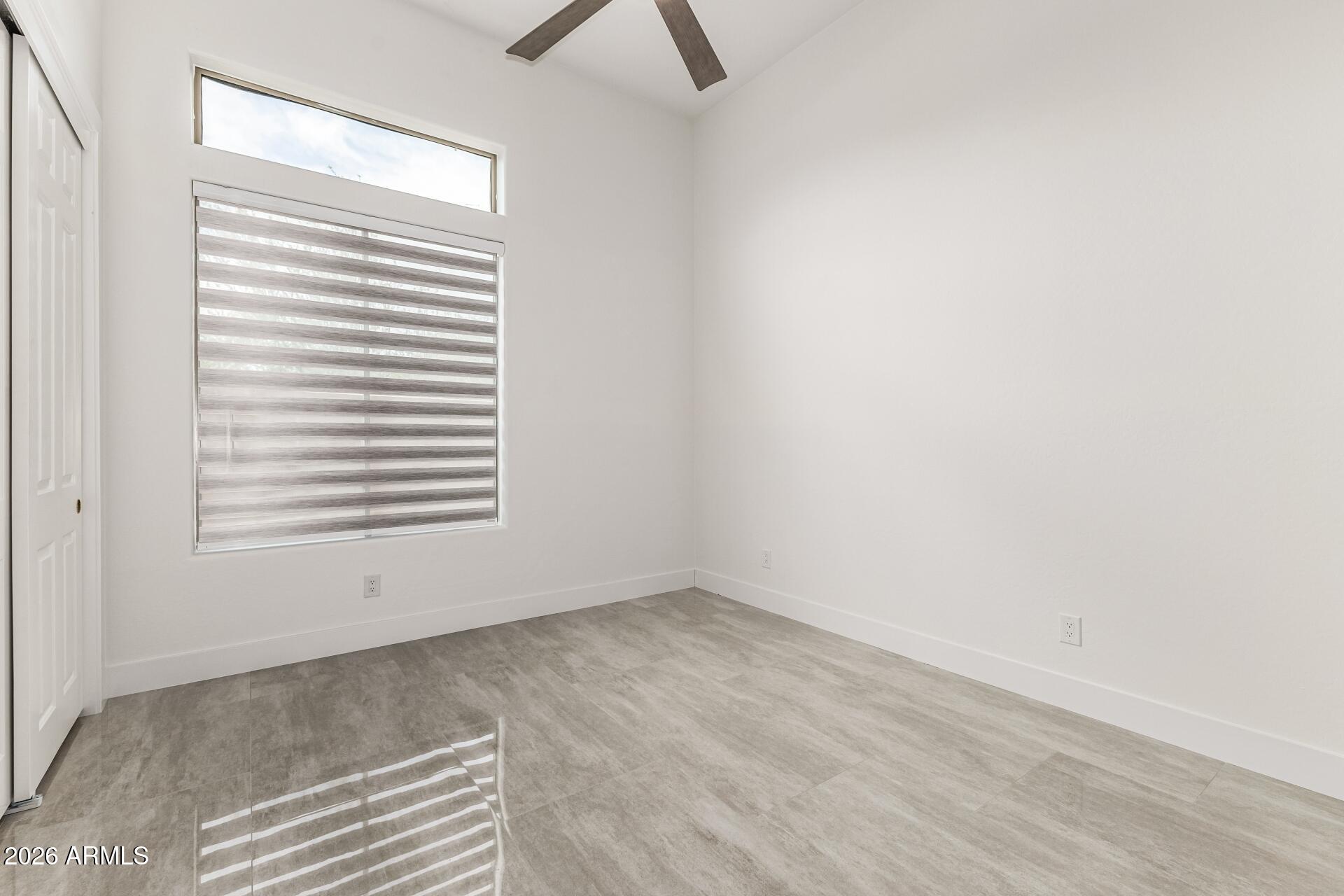 ANTHEM UNIT 24 - Residential
