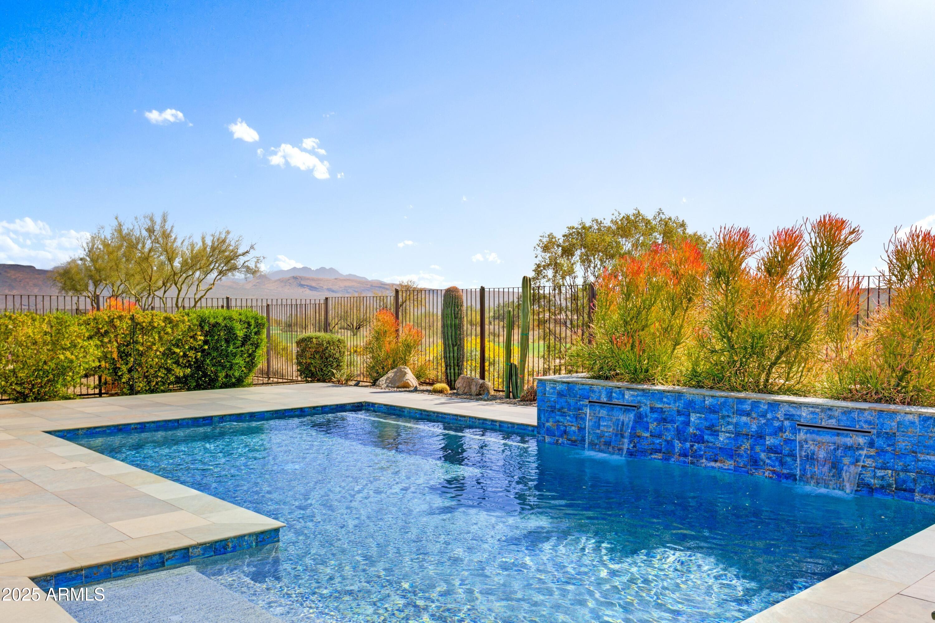 TRILOGY AT VERDE RIVER - Residential
