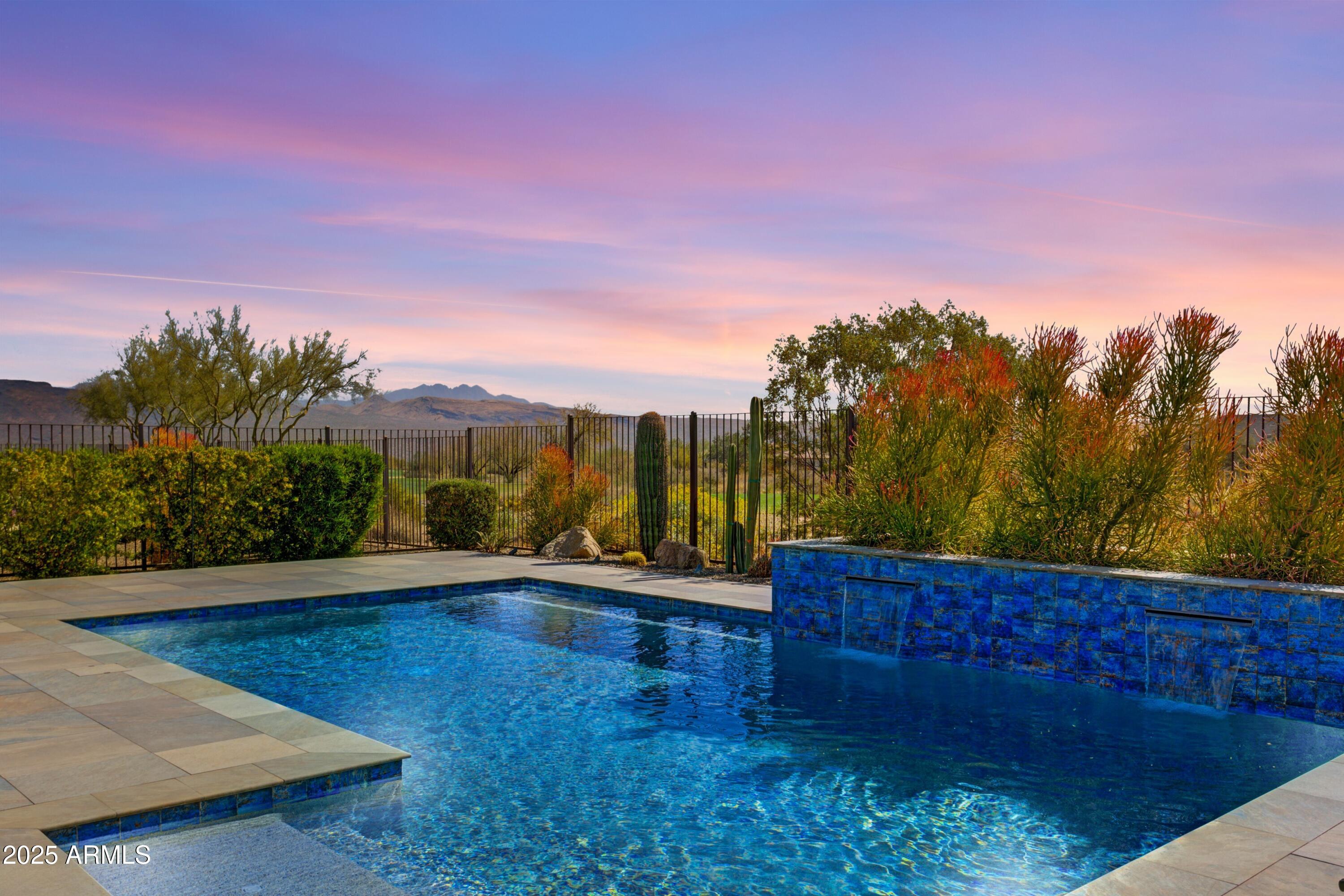 TRILOGY AT VERDE RIVER - Residential