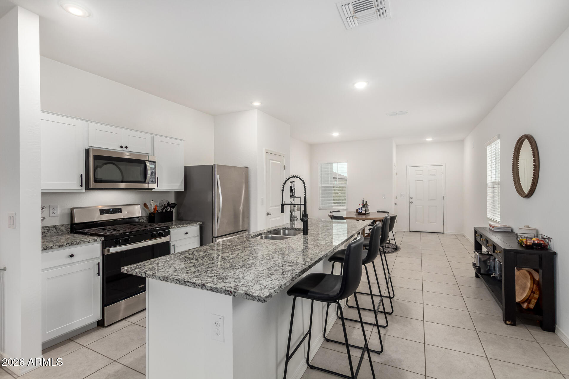 CANYON VIEWS - Residential