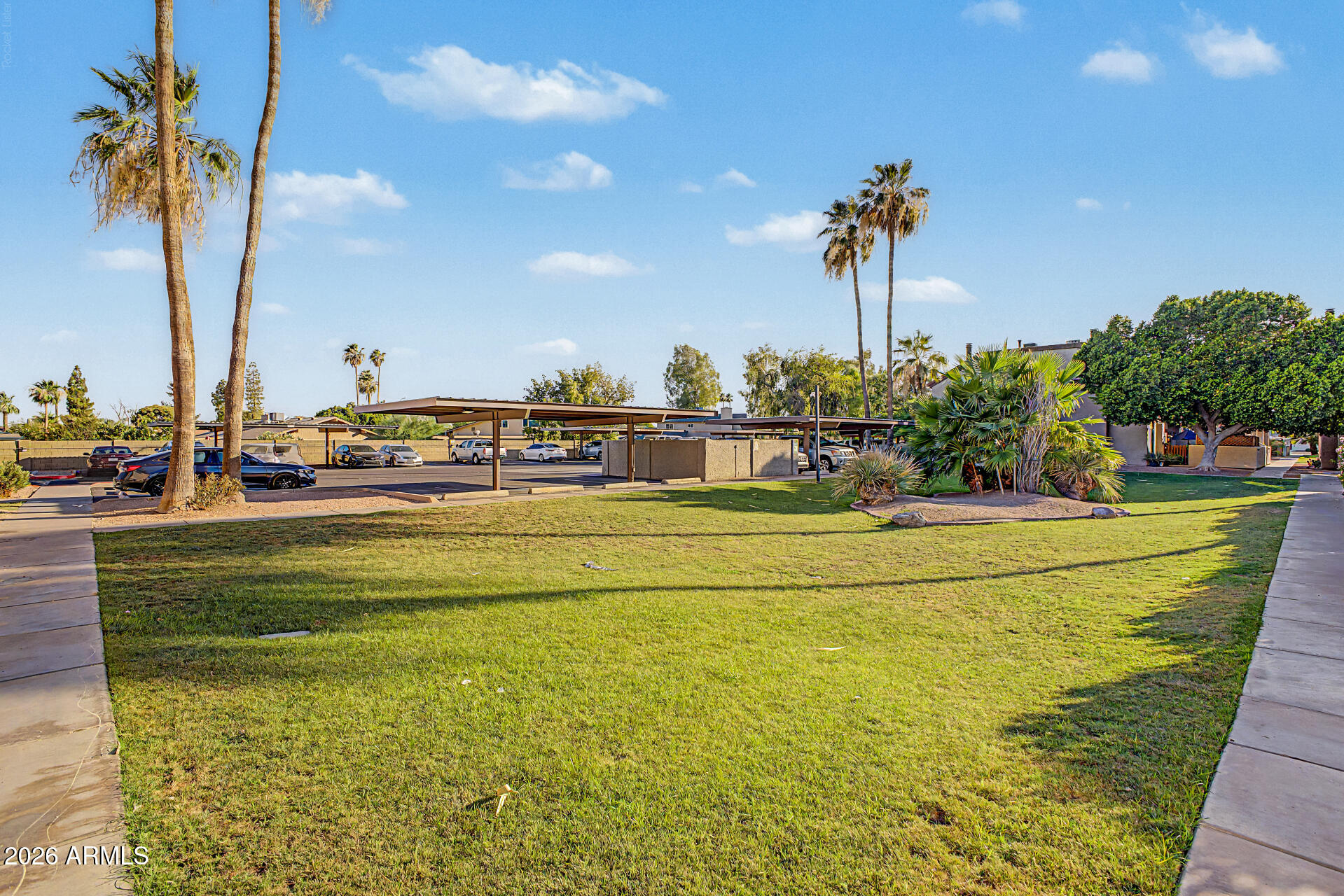 DOBSON GLEN - Residential