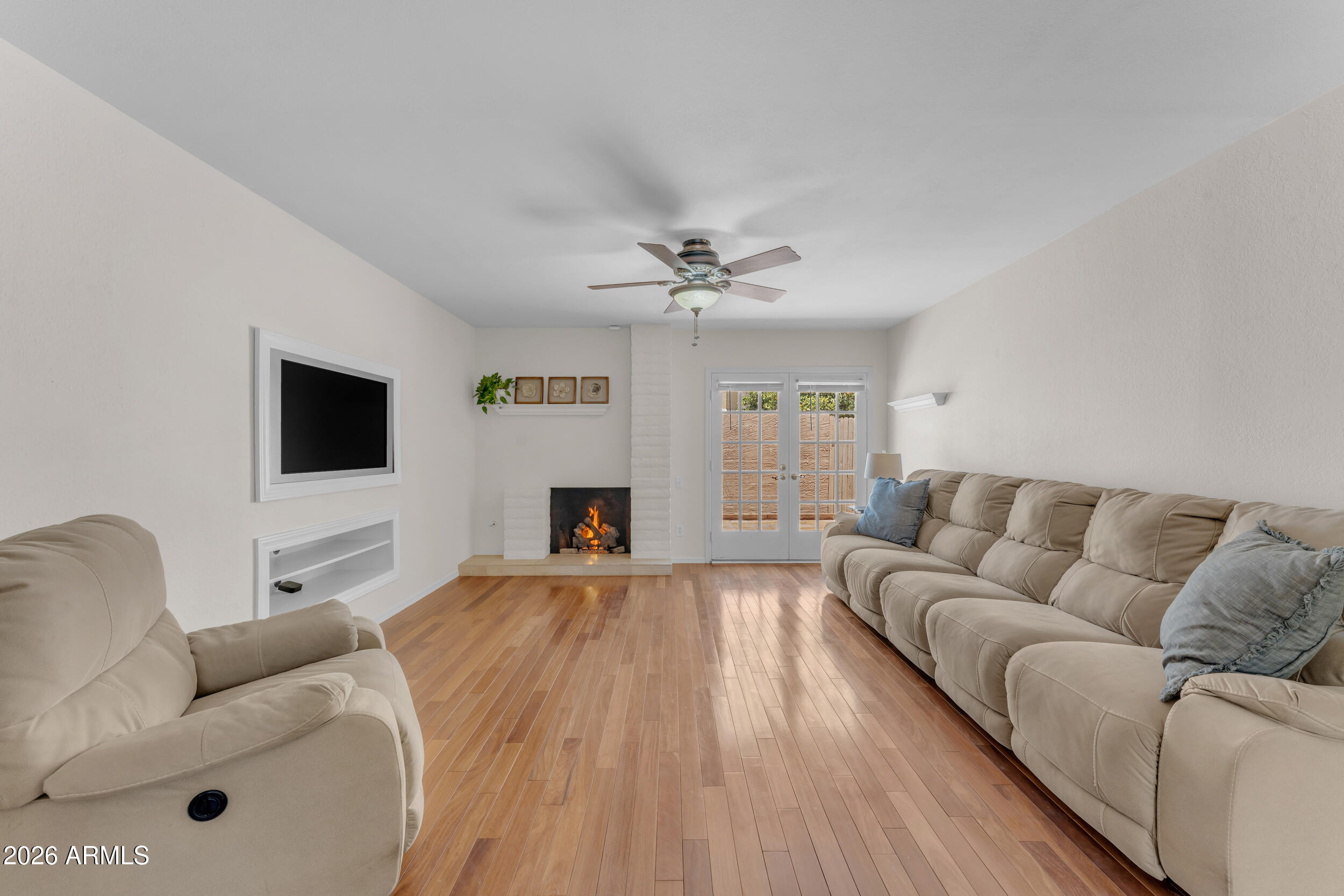 LAKES TRACT R1 - Residential