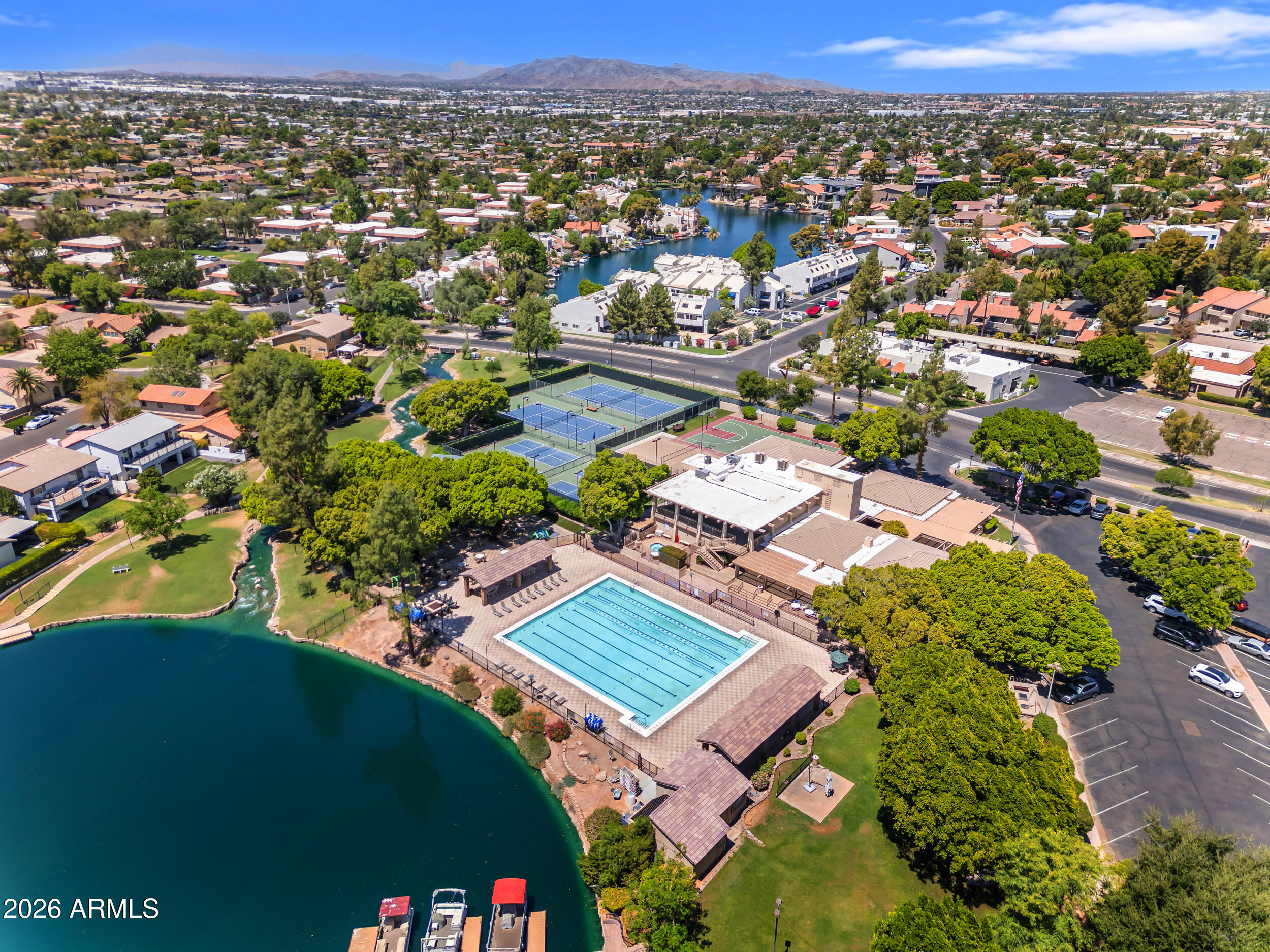 LAKES TRACT R1 - Residential