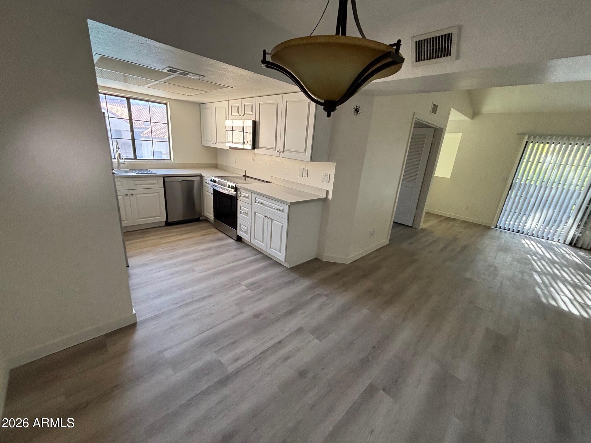 PAPAGO PARK VILLAGE TRACT B - Residential