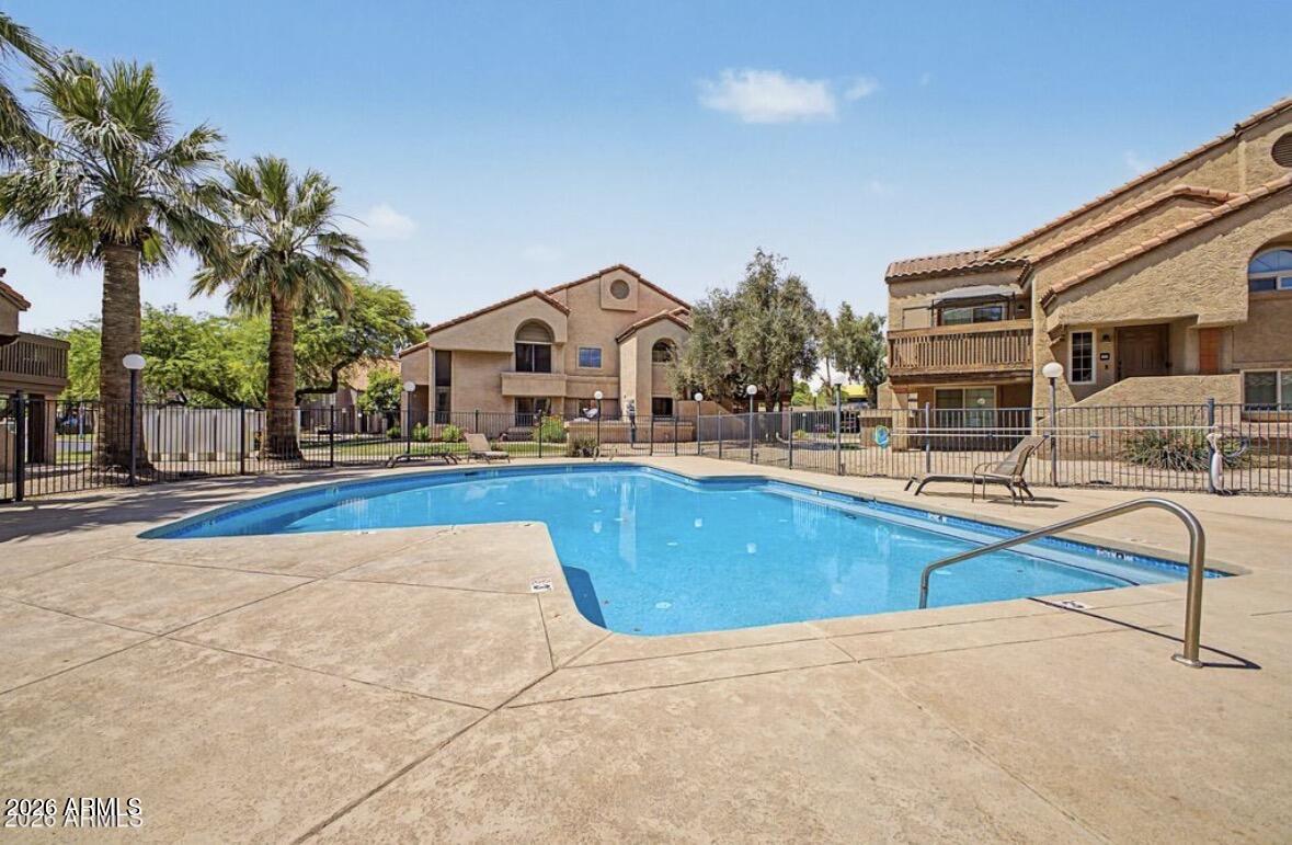 PAPAGO PARK VILLAGE TRACT B - Residential
