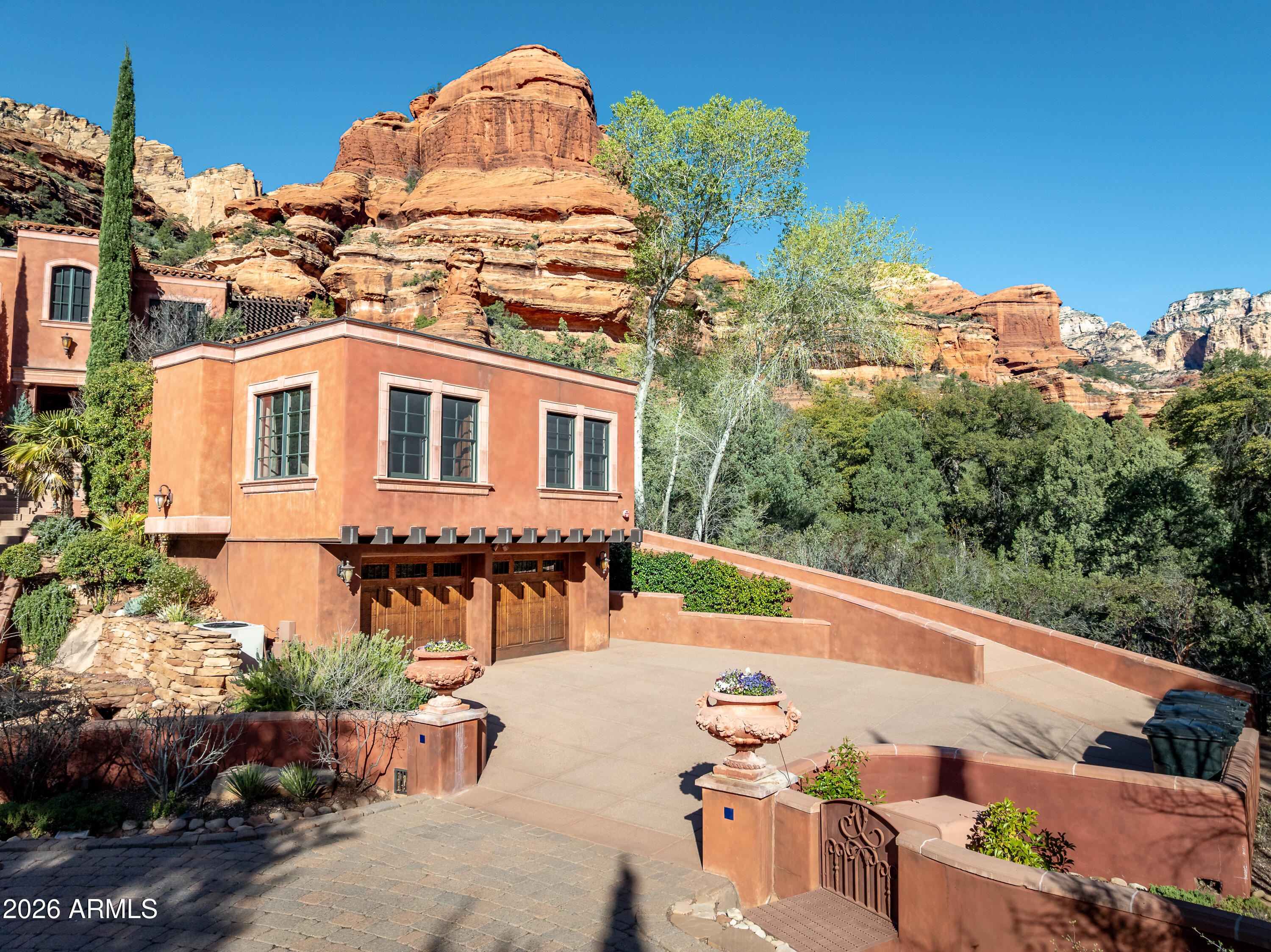 JOHN GARDINER'S ENCHANTMENT AMD - Residential