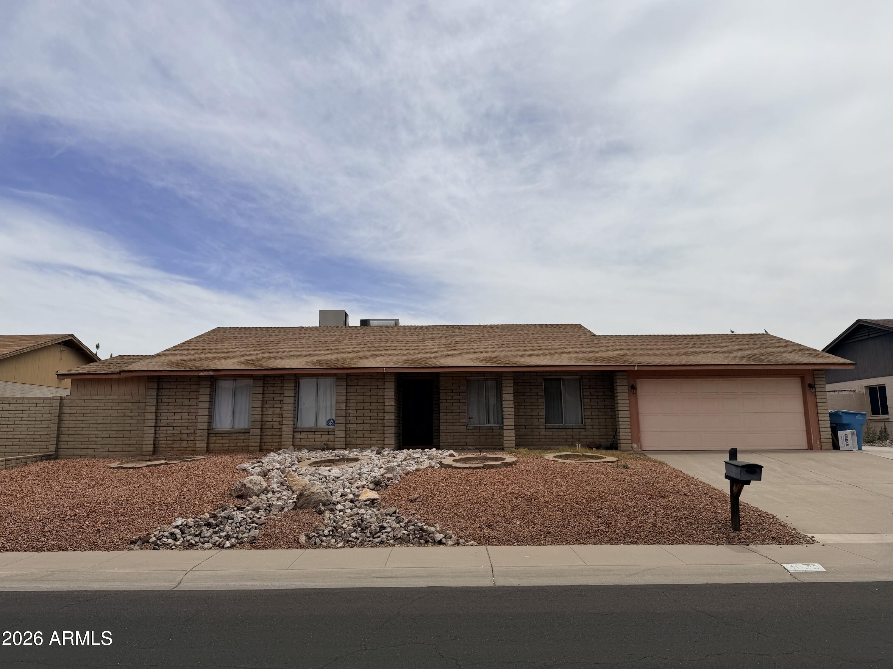 ROADRUNNER ESTATES - Residential