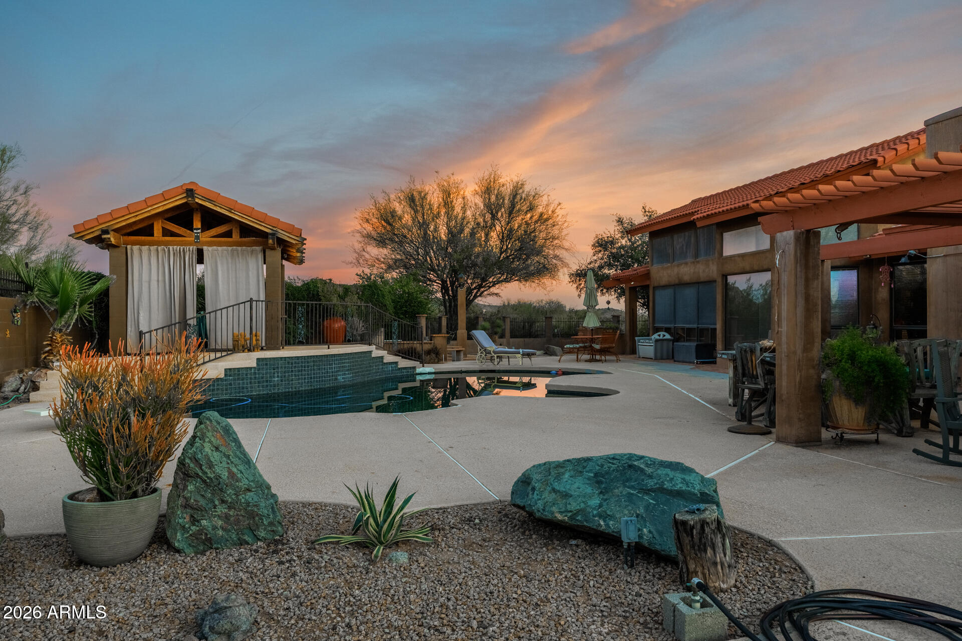 IRONWOOD HILLS ESTATES UNIT TWO - Residential