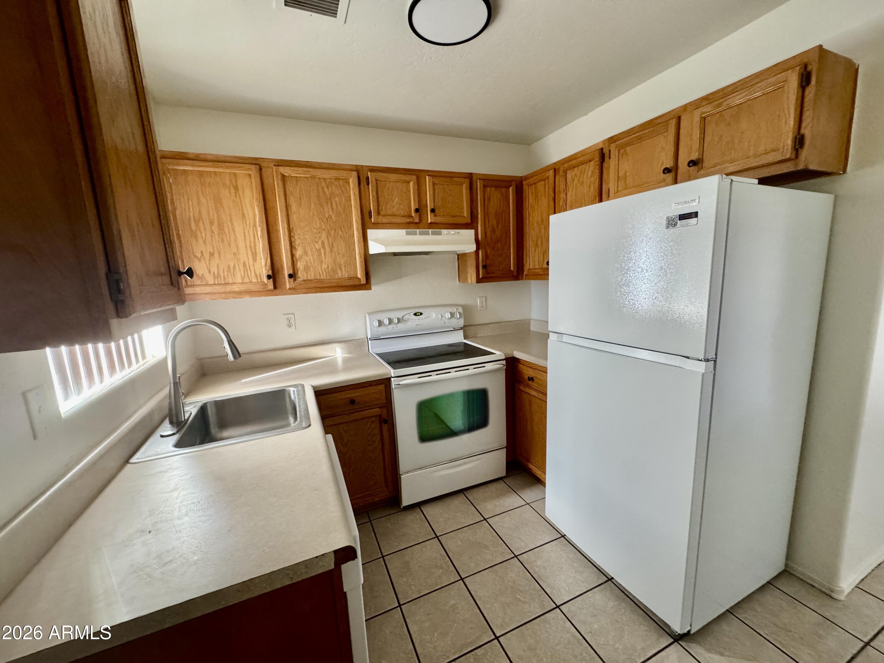 AMD ARIZONA CITY UNIT 5 - Residential Income