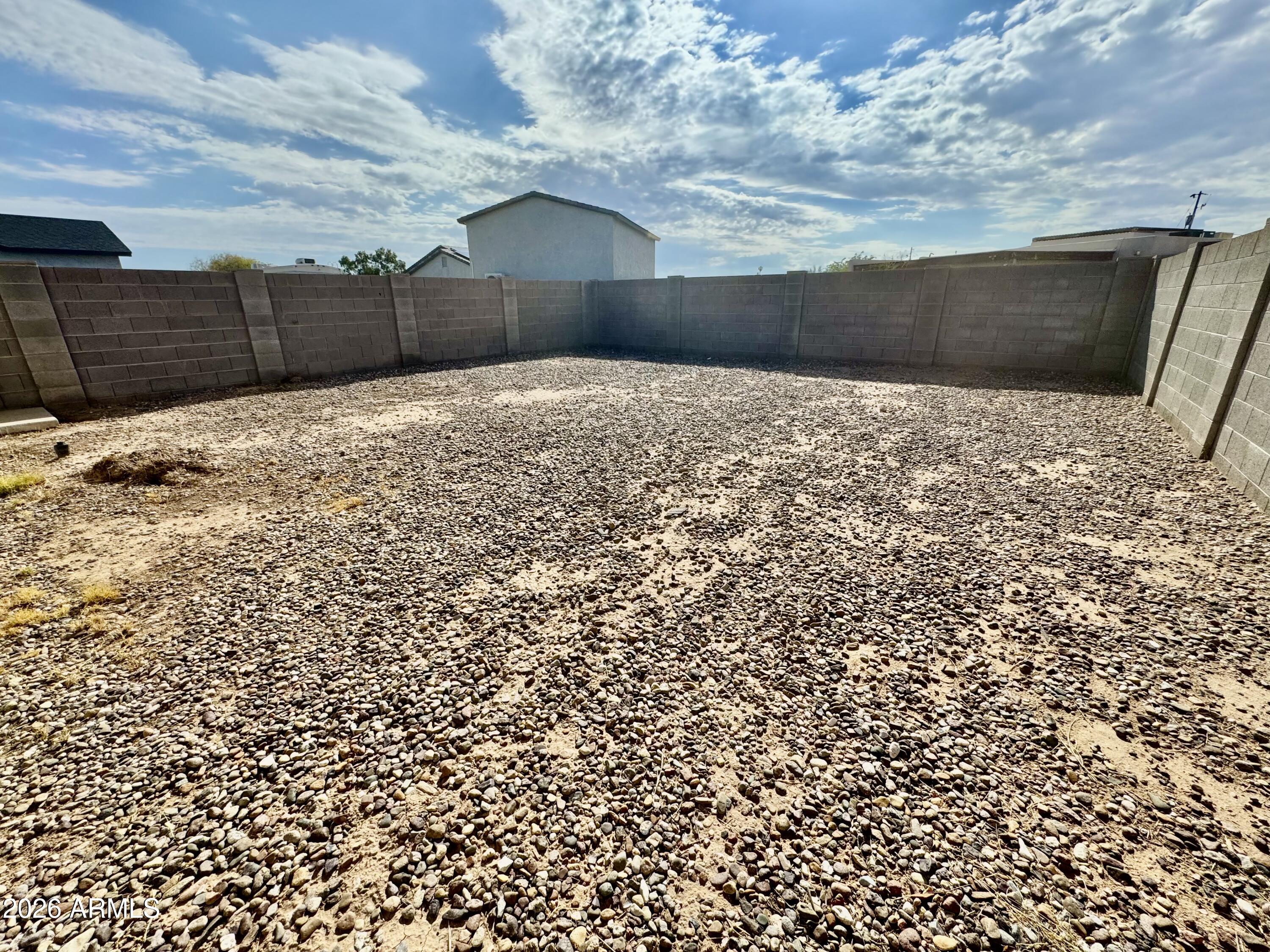 AMD ARIZONA CITY UNIT 5 - Residential Income