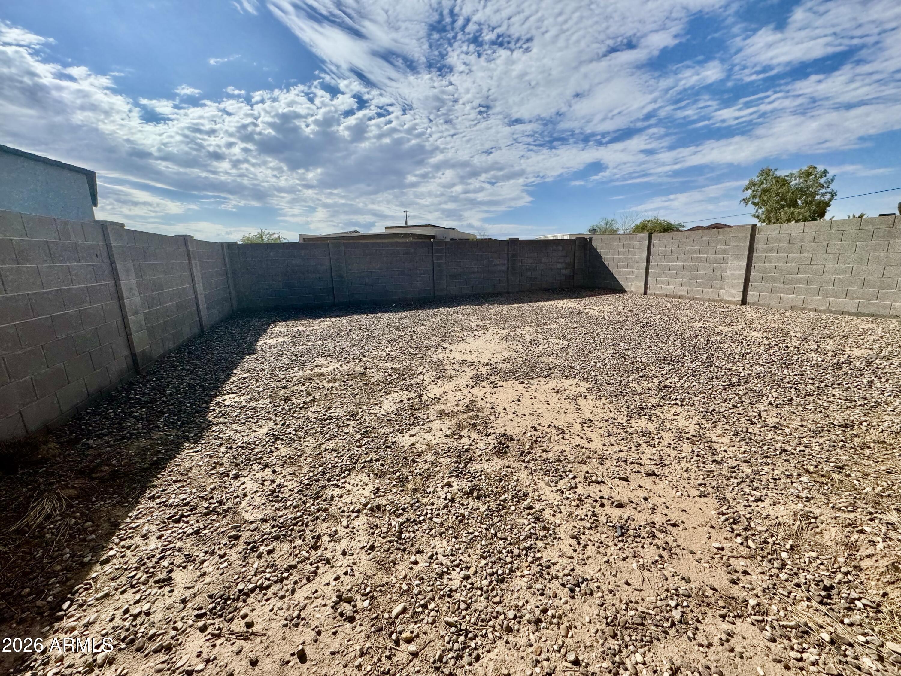 AMD ARIZONA CITY UNIT 5 - Residential Income