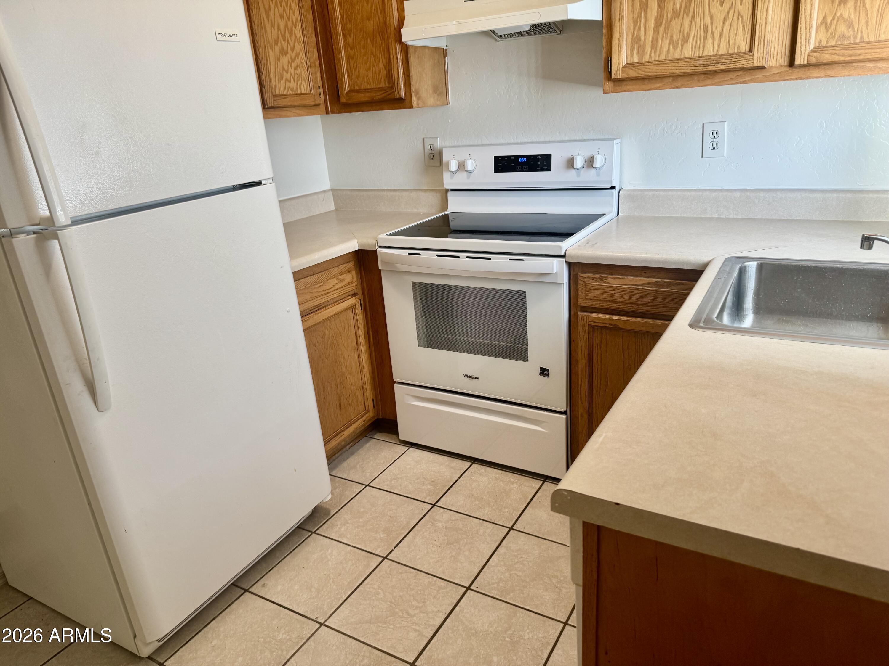 AMD ARIZONA CITY UNIT 5 - Residential Income
