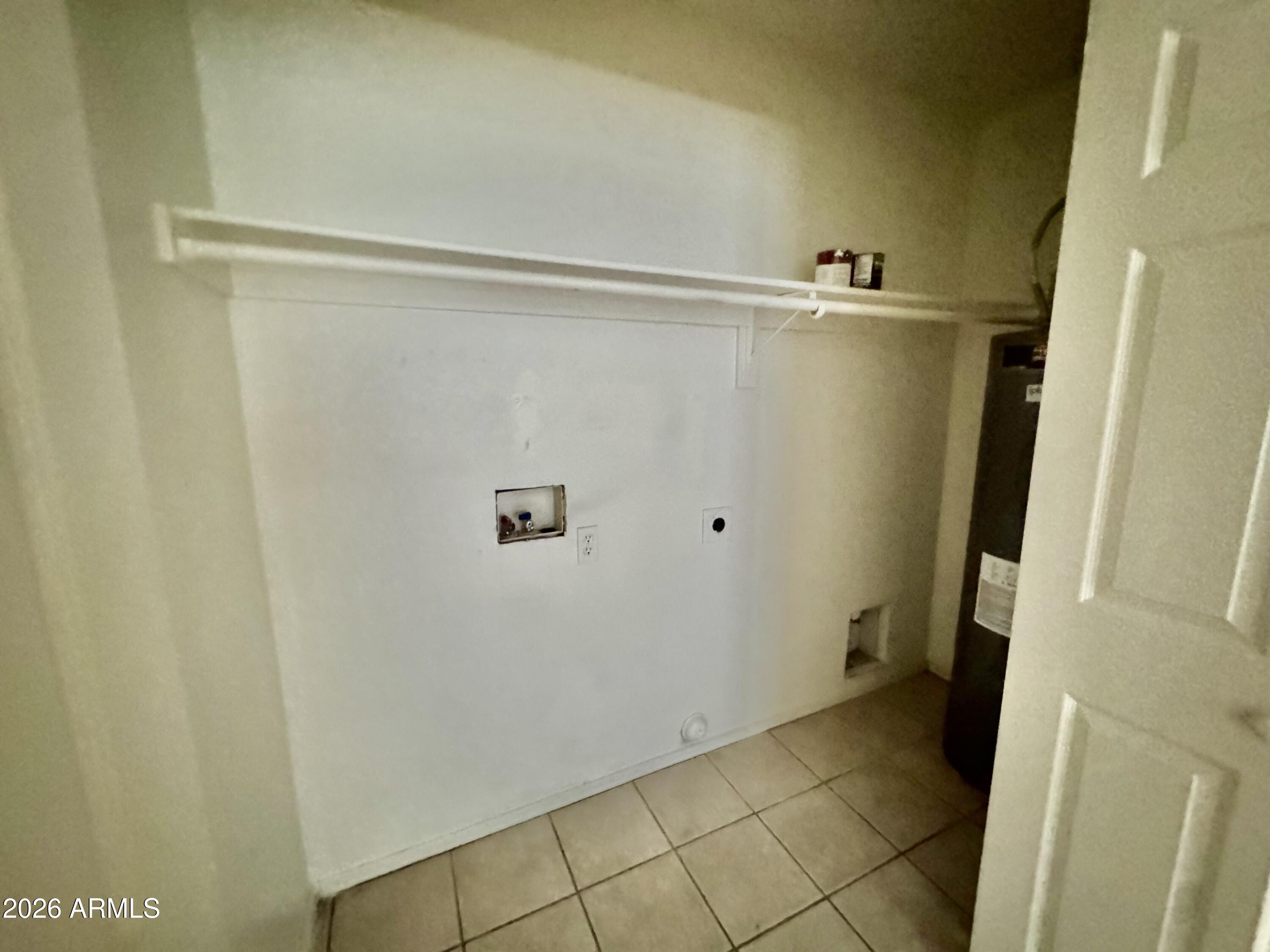 AMD ARIZONA CITY UNIT 5 - Residential Income