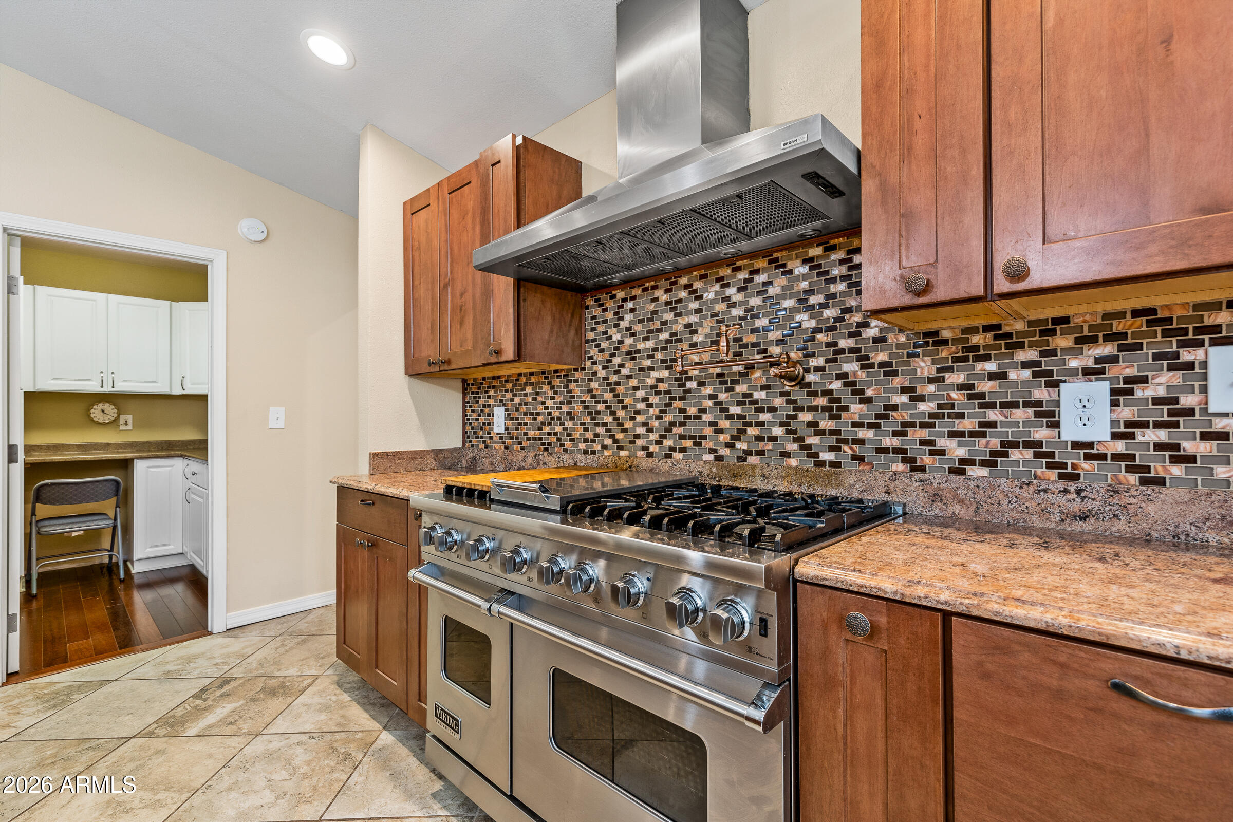 UNIVERSITY HIGHLANDS 1 - Residential