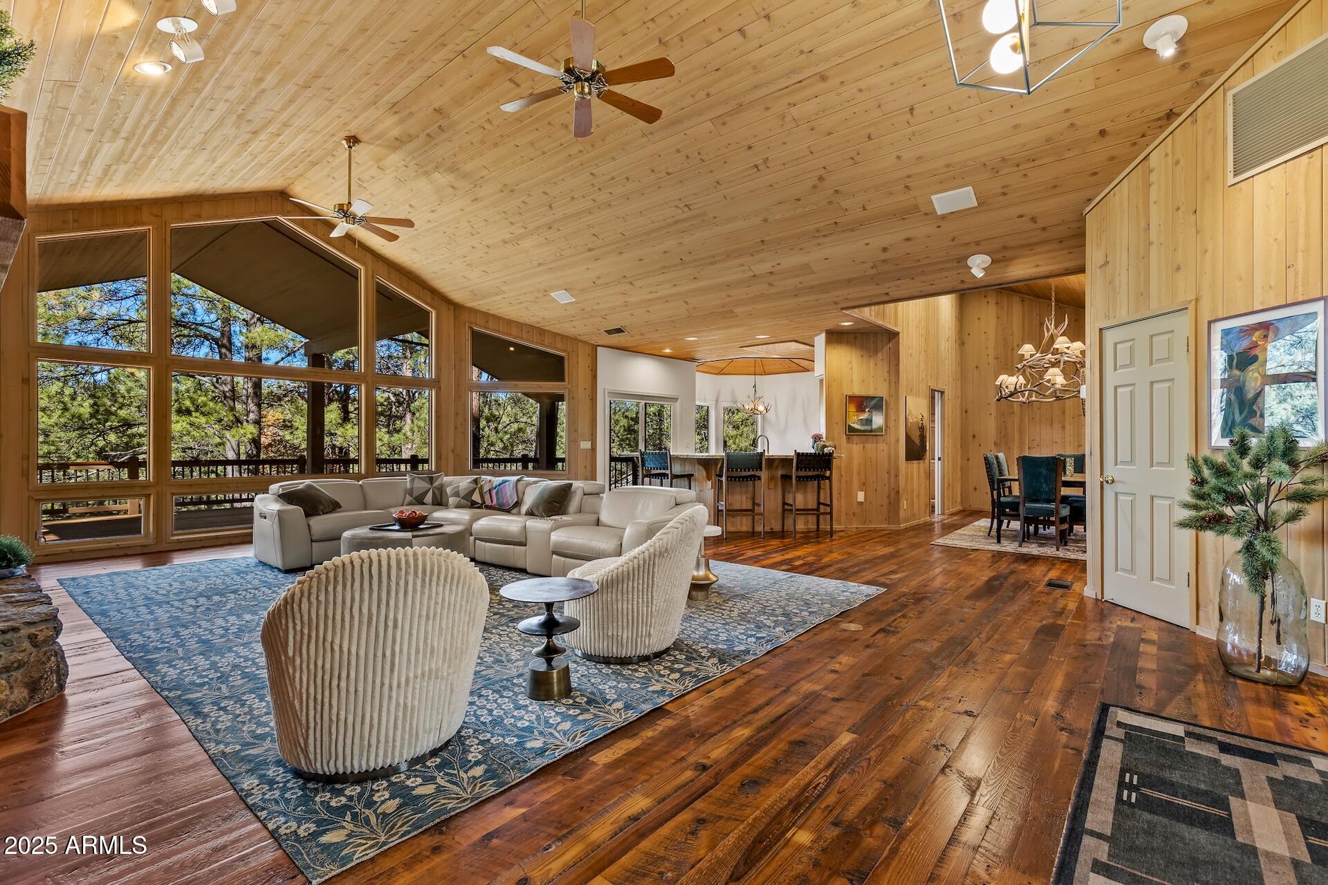 FOREST HIGHLANDS 4 - Residential