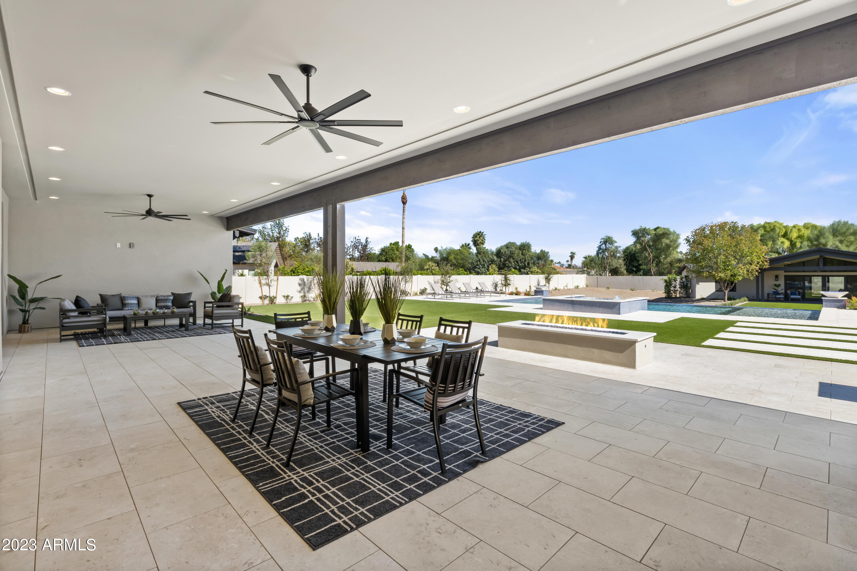 Arcadia Vista Manor - Residential
