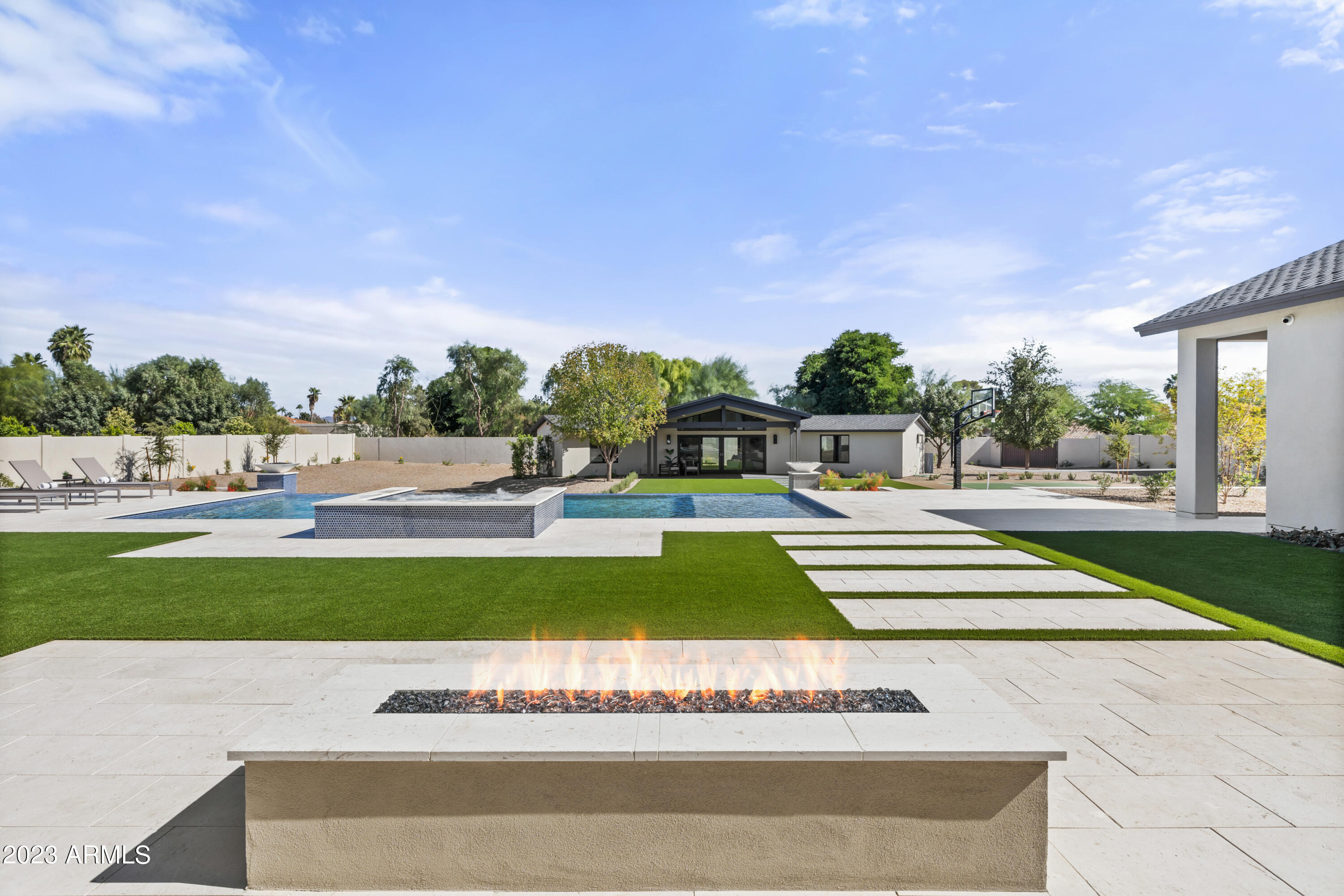 Arcadia Vista Manor - Residential