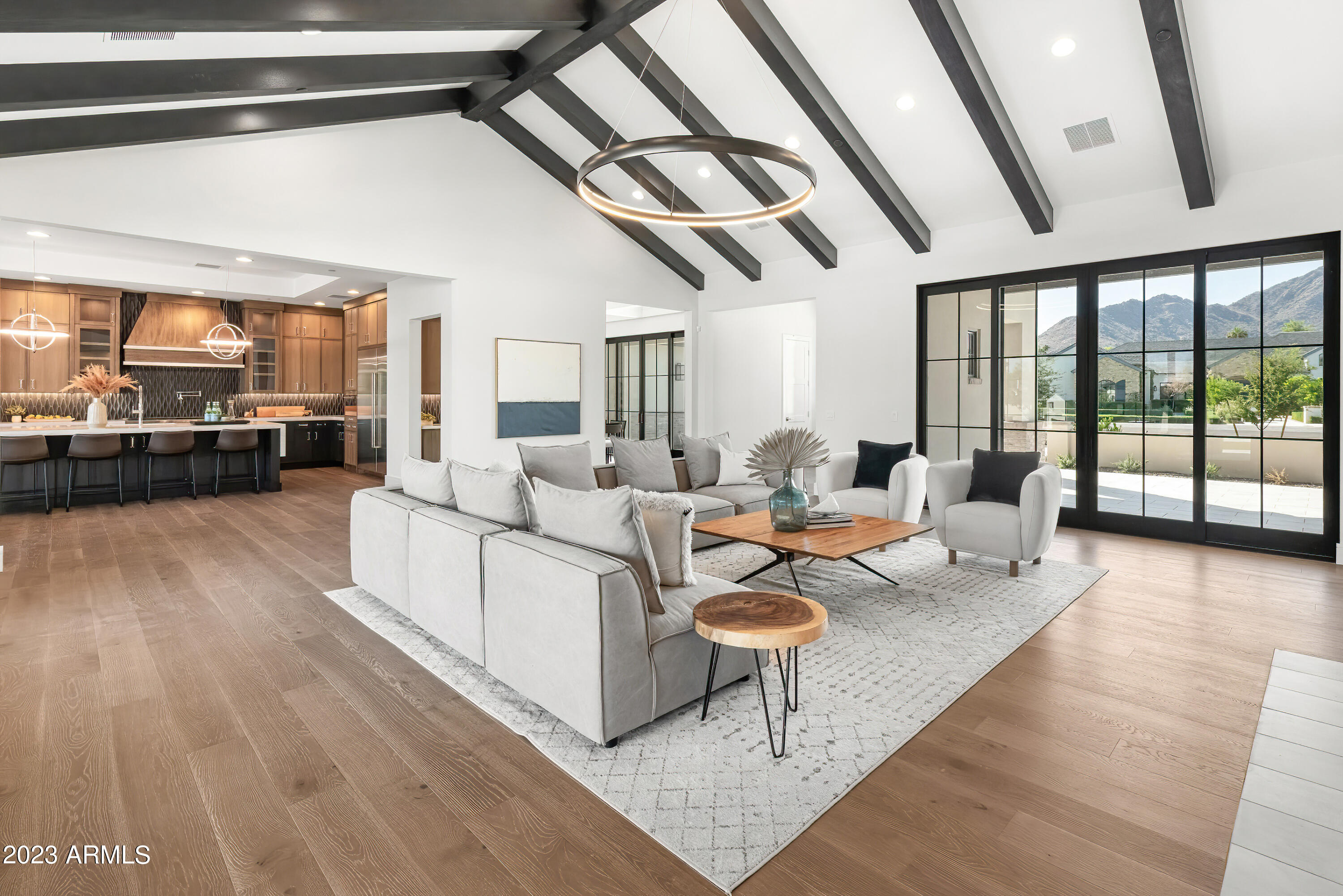 Arcadia Vista Manor - Residential