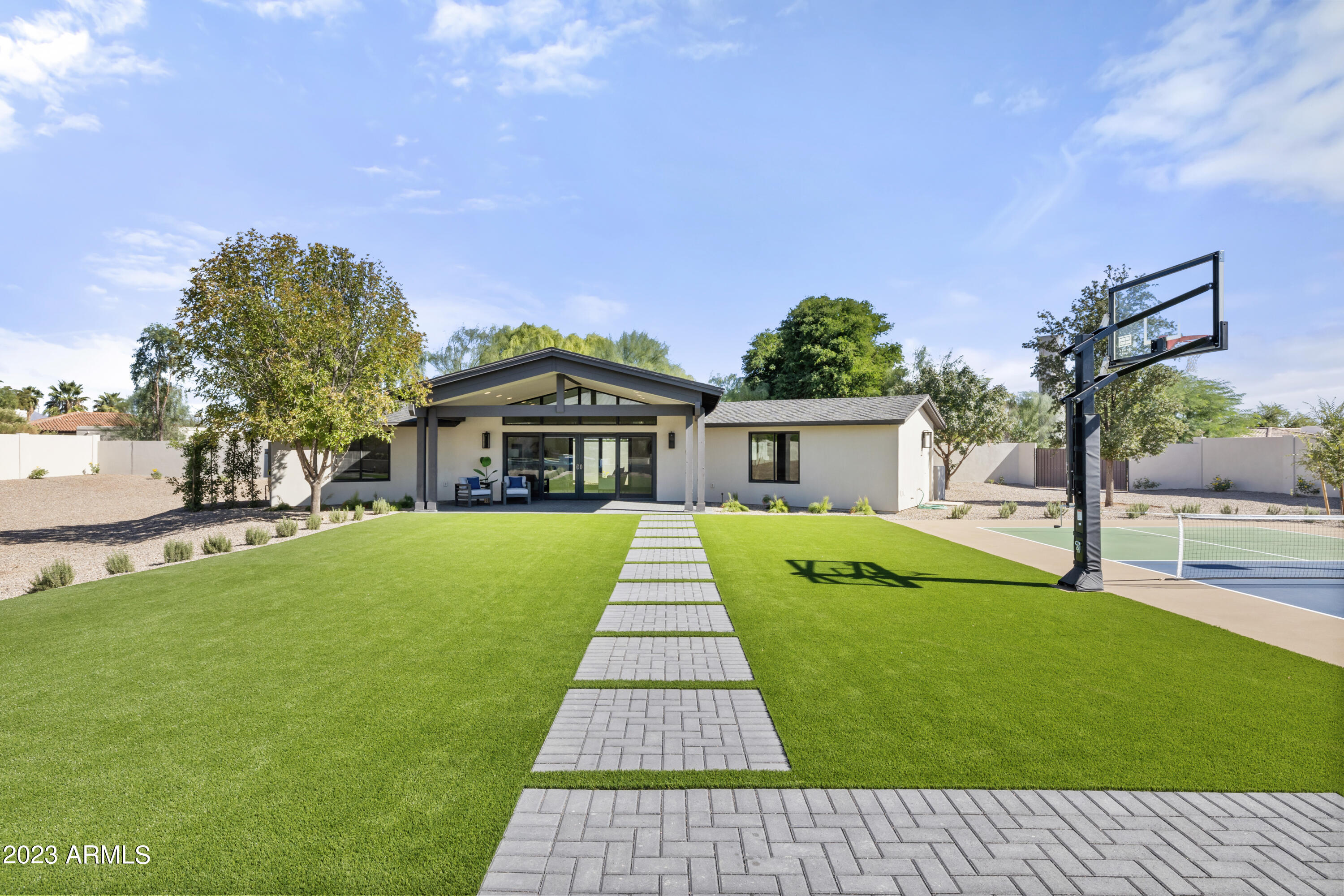 Arcadia Vista Manor - Residential