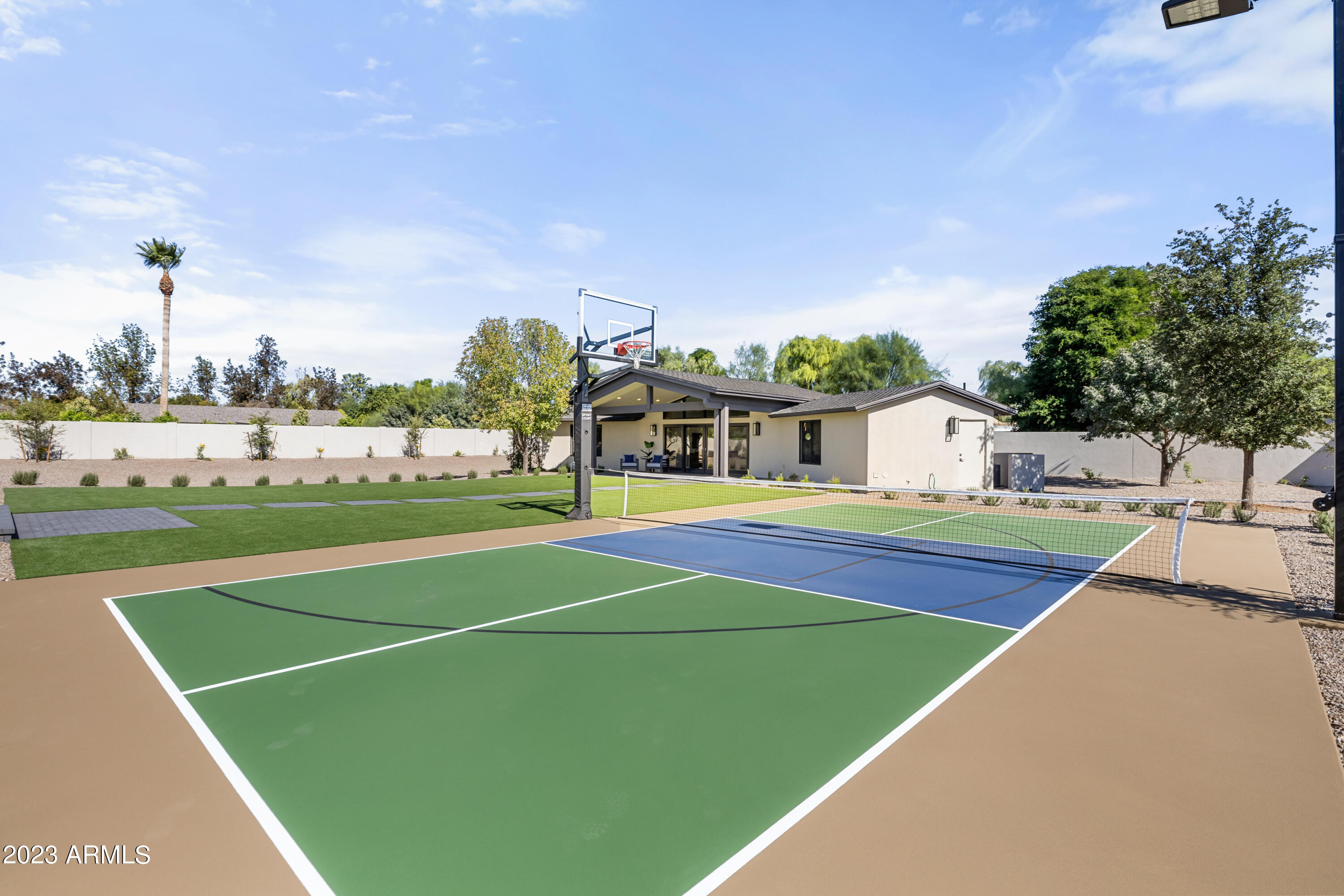 Arcadia Vista Manor - Residential