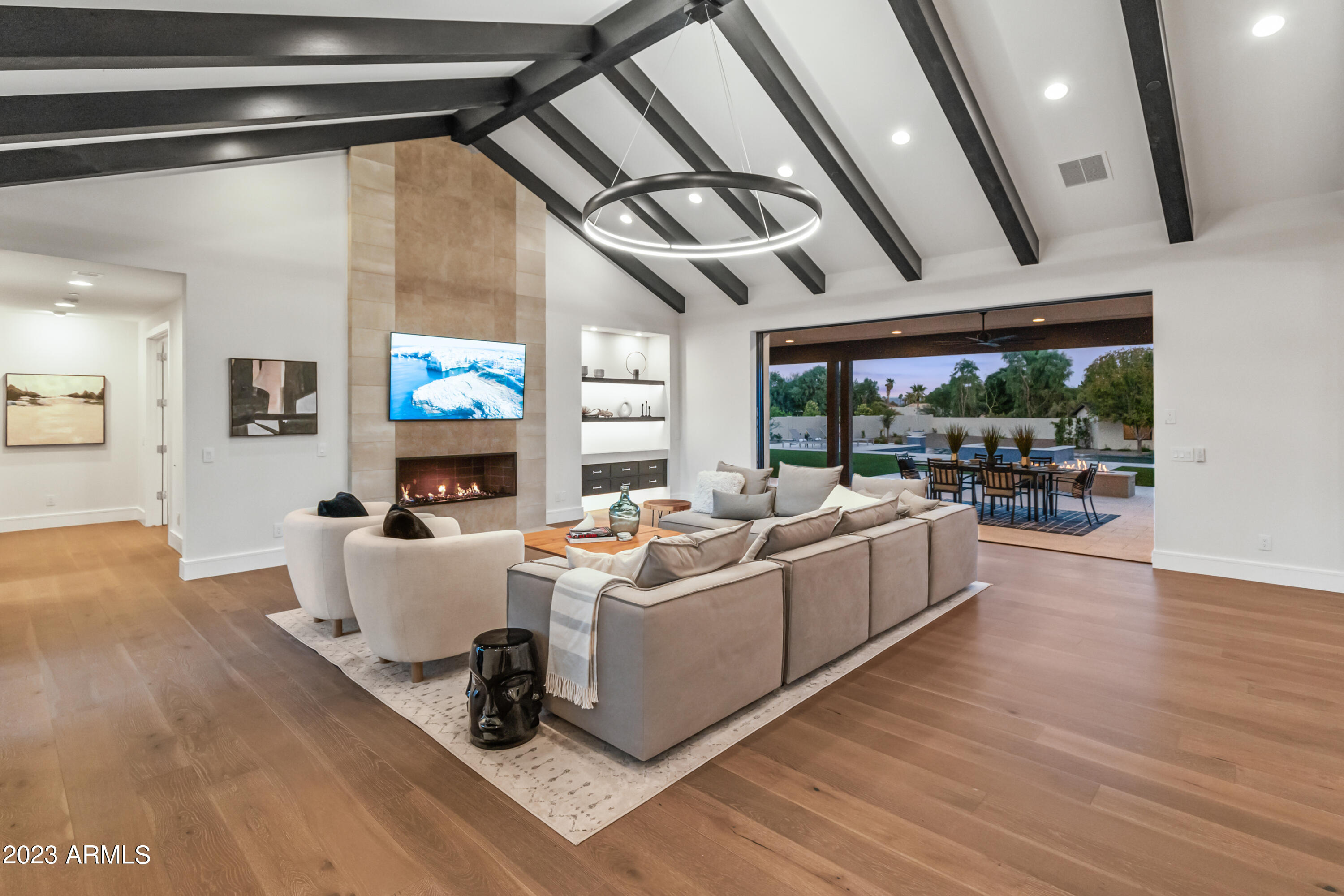Arcadia Vista Manor - Residential