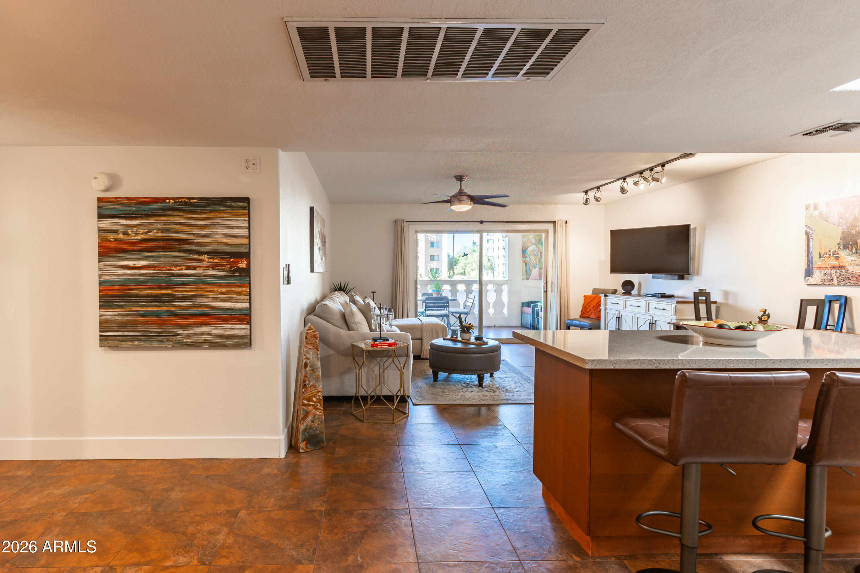 SCOTTSDALE SHADOWS III - Residential