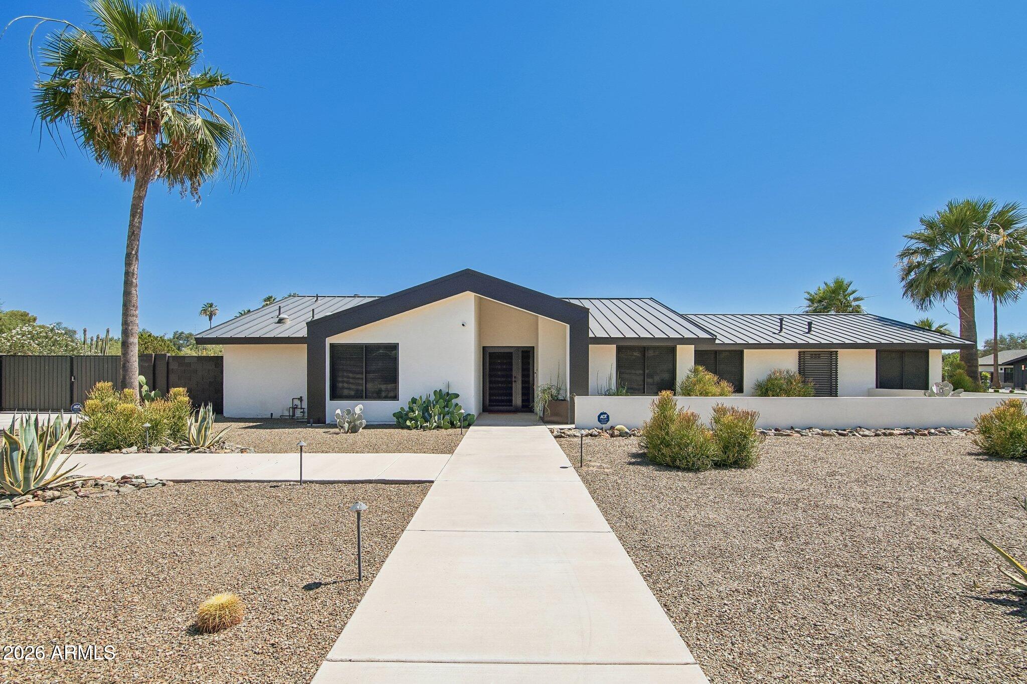 DESERT ESTATES - Residential