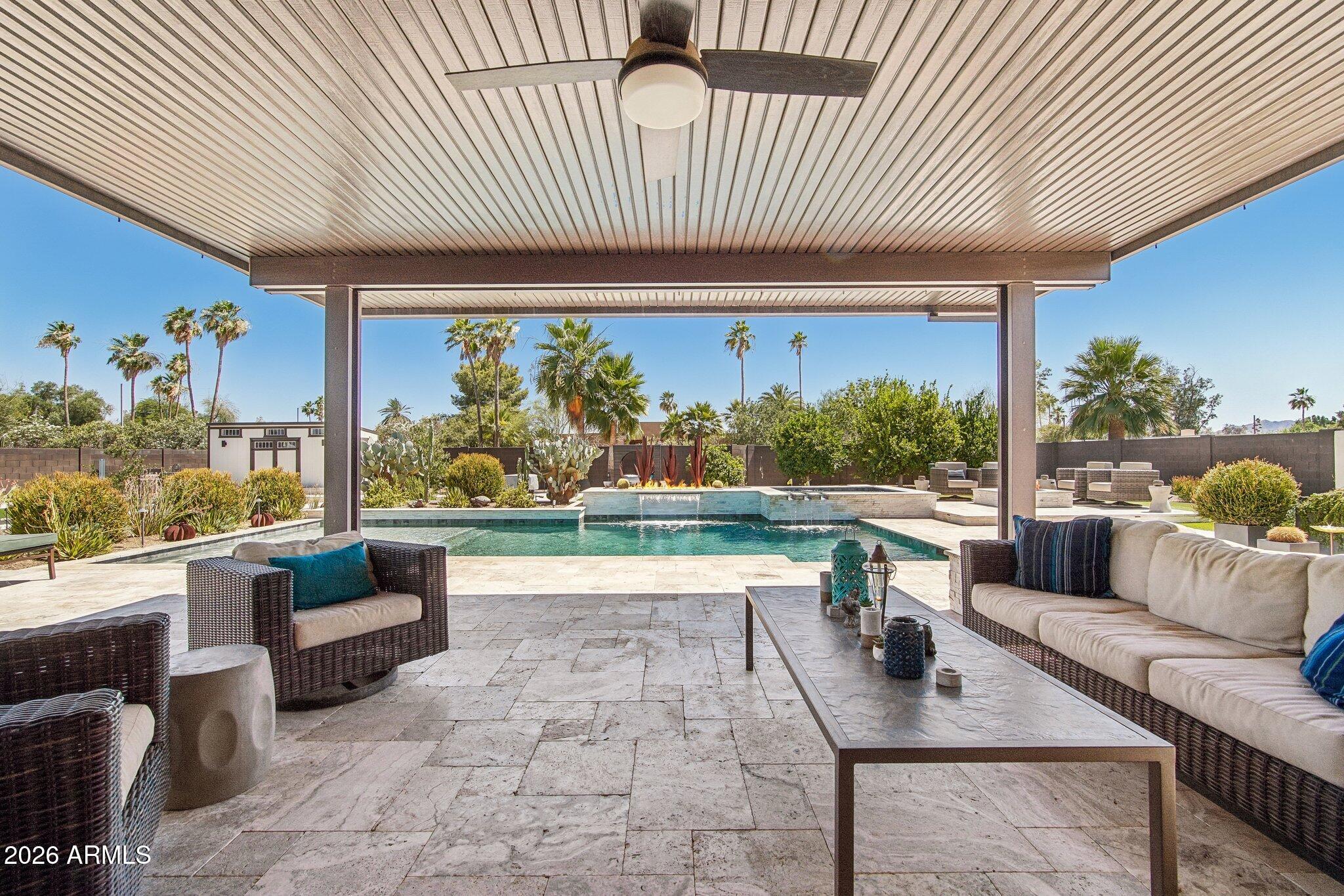 DESERT ESTATES - Residential