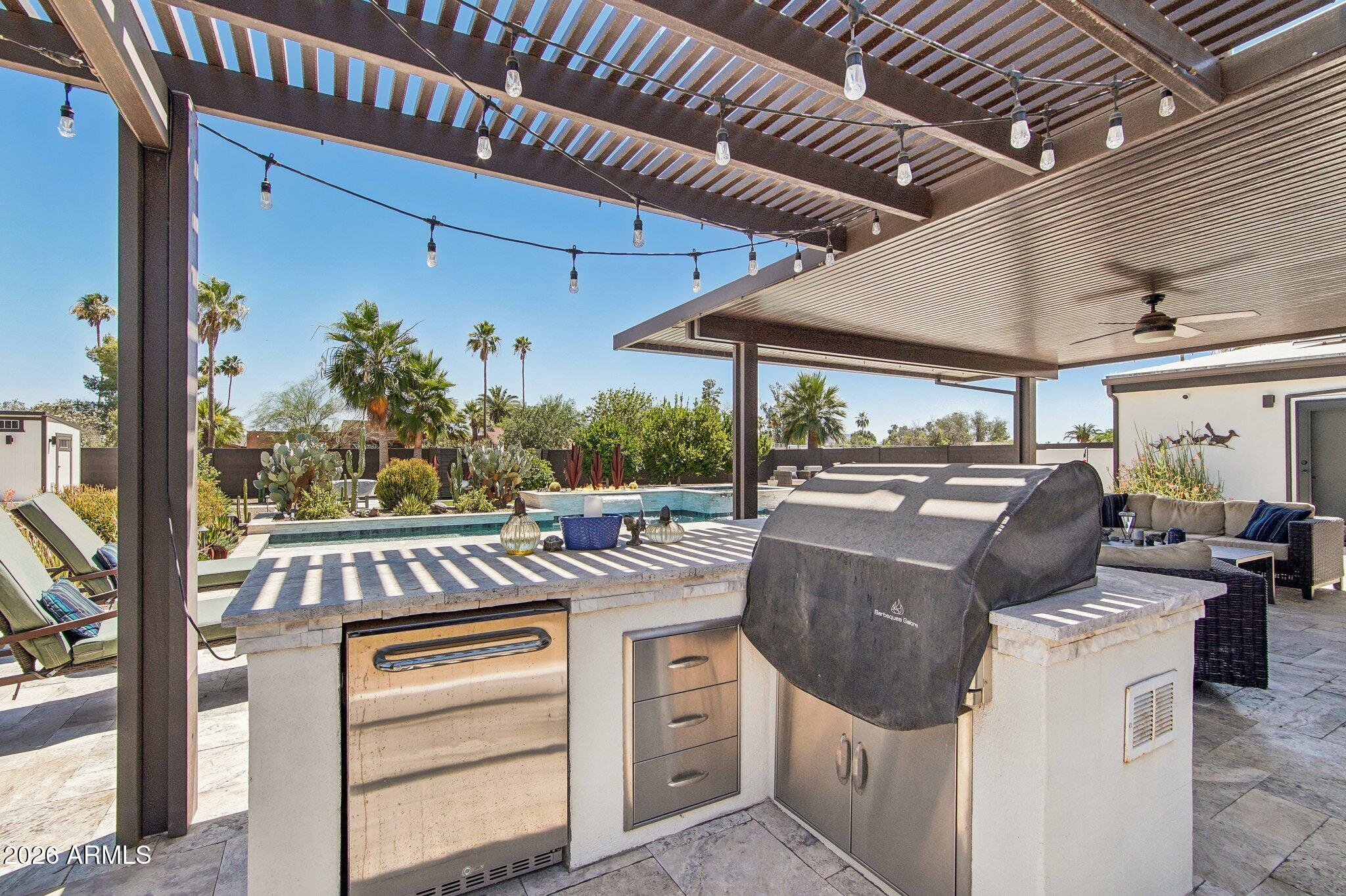 DESERT ESTATES - Residential