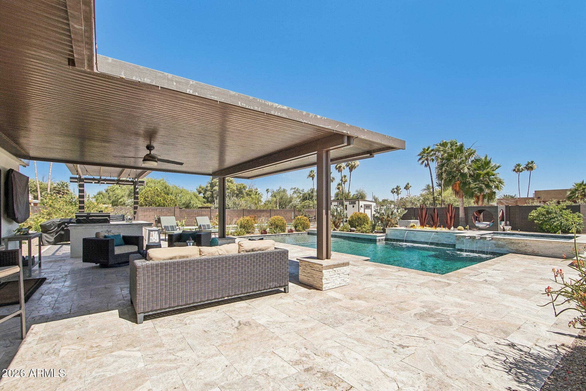DESERT ESTATES - Residential