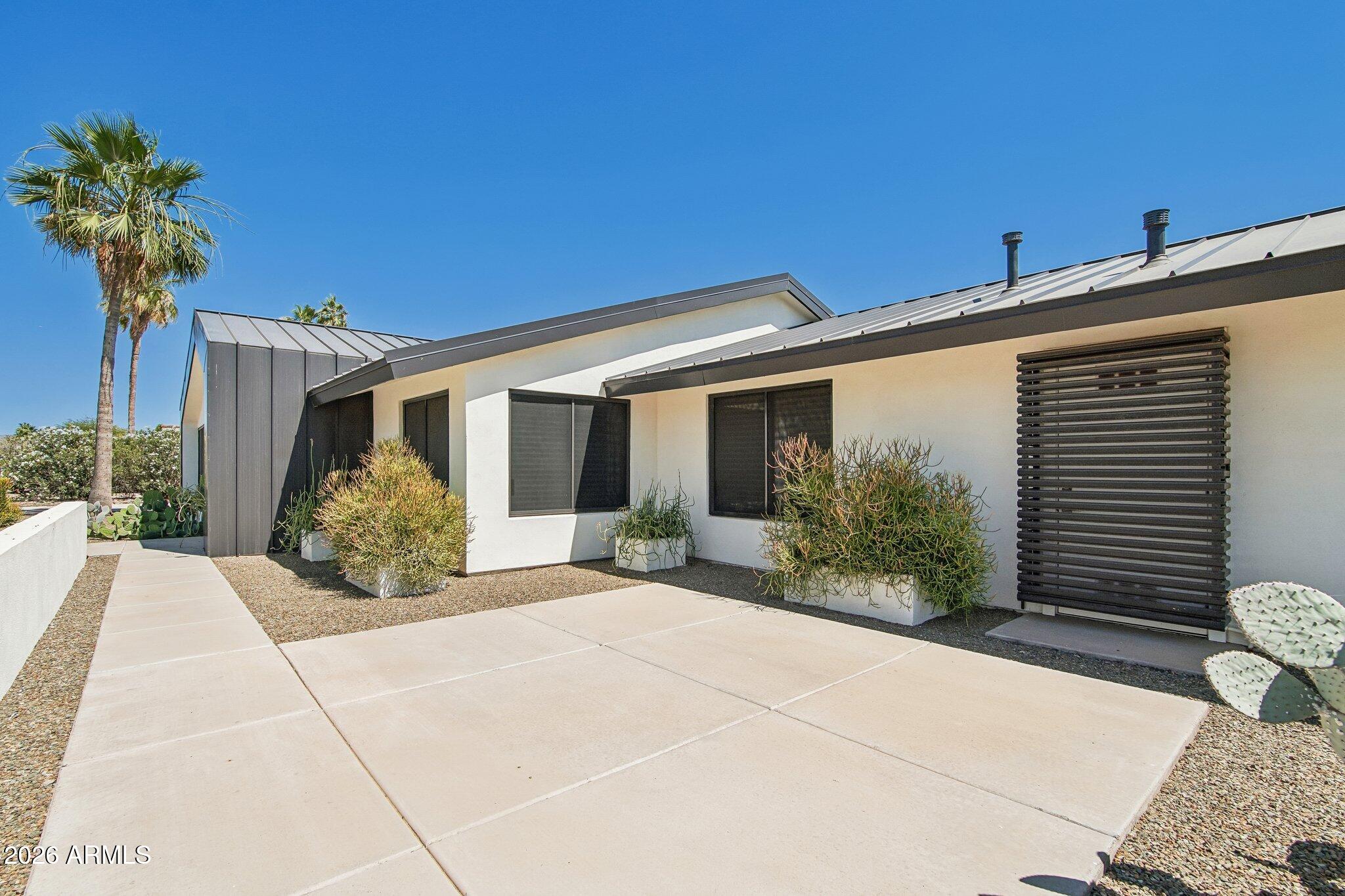 DESERT ESTATES - Residential