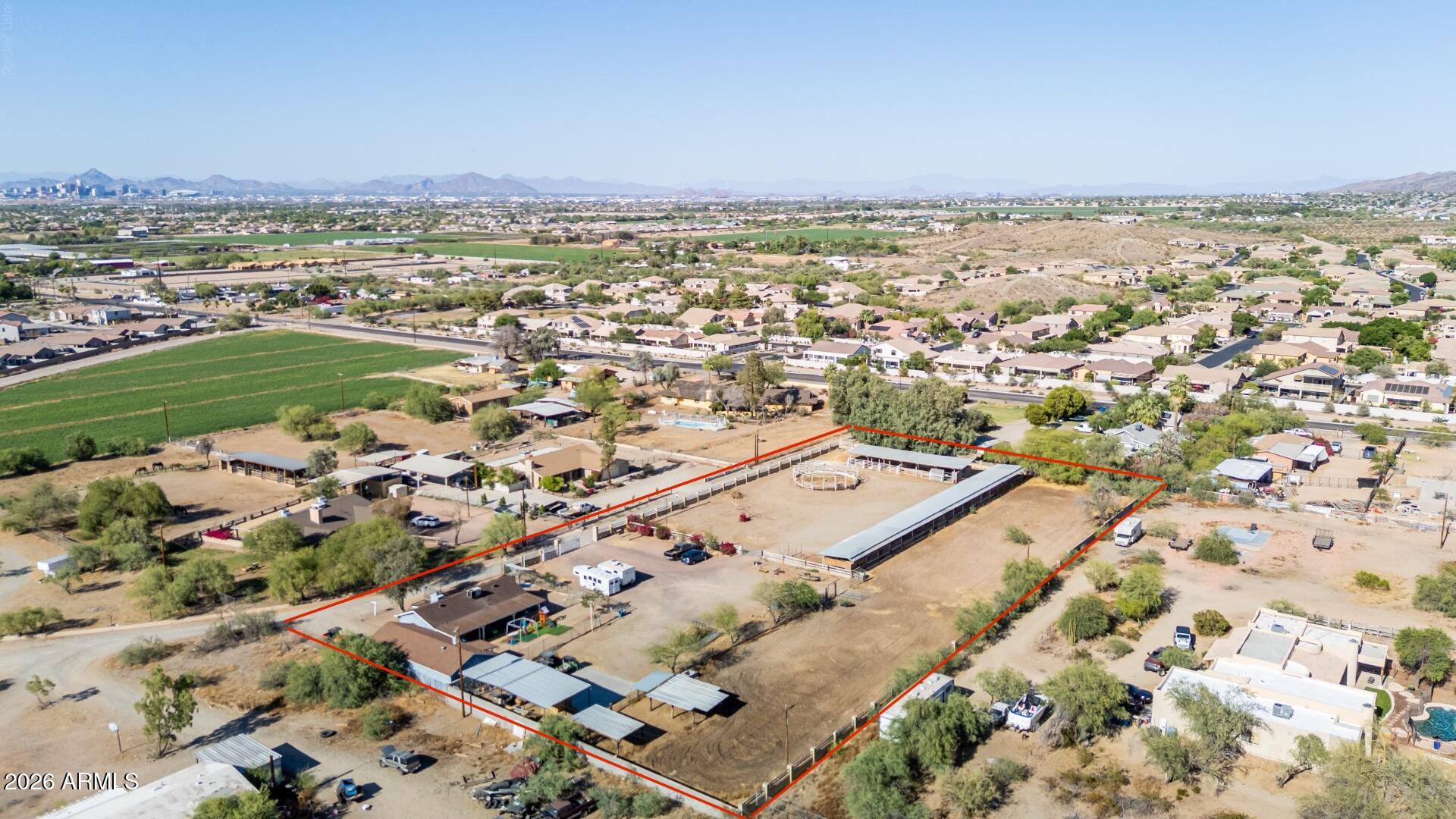 LAS LOMAS - Residential