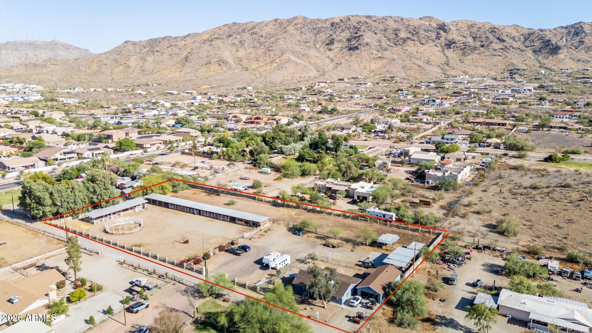 LAS LOMAS - Residential