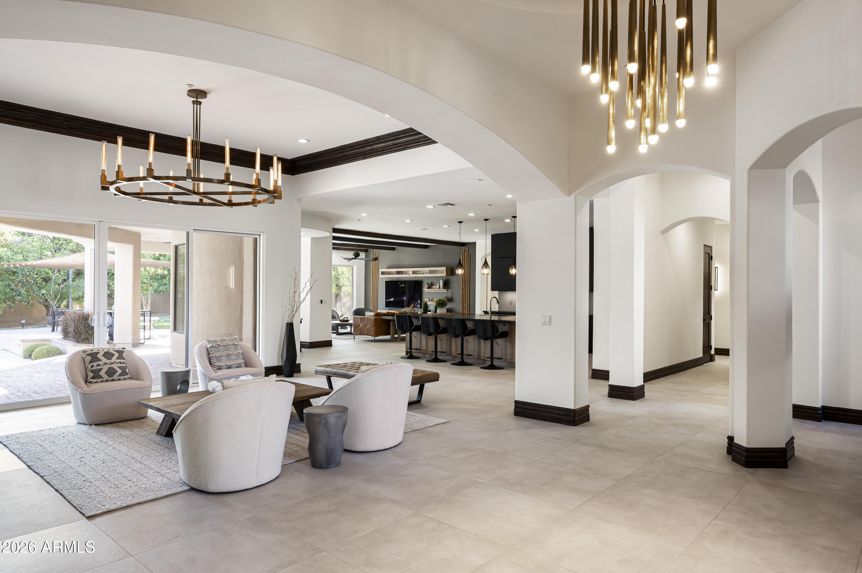 VISTA ESTANCIA - Residential