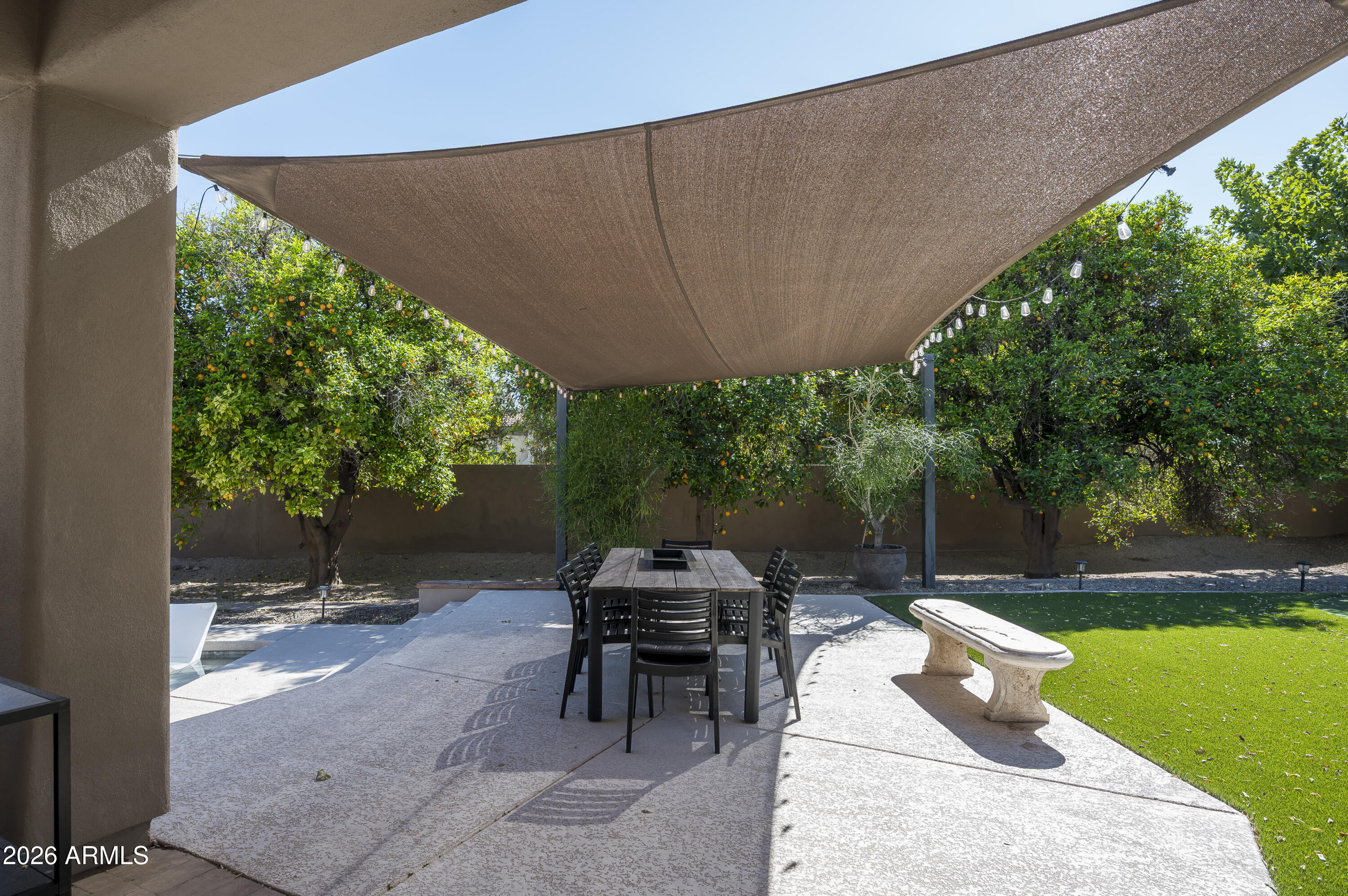 VISTA ESTANCIA - Residential