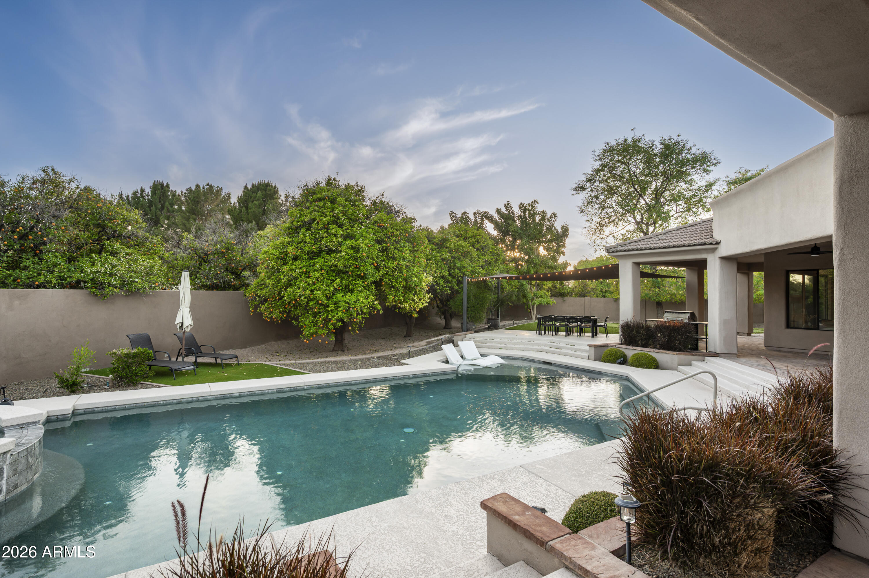 VISTA ESTANCIA - Residential