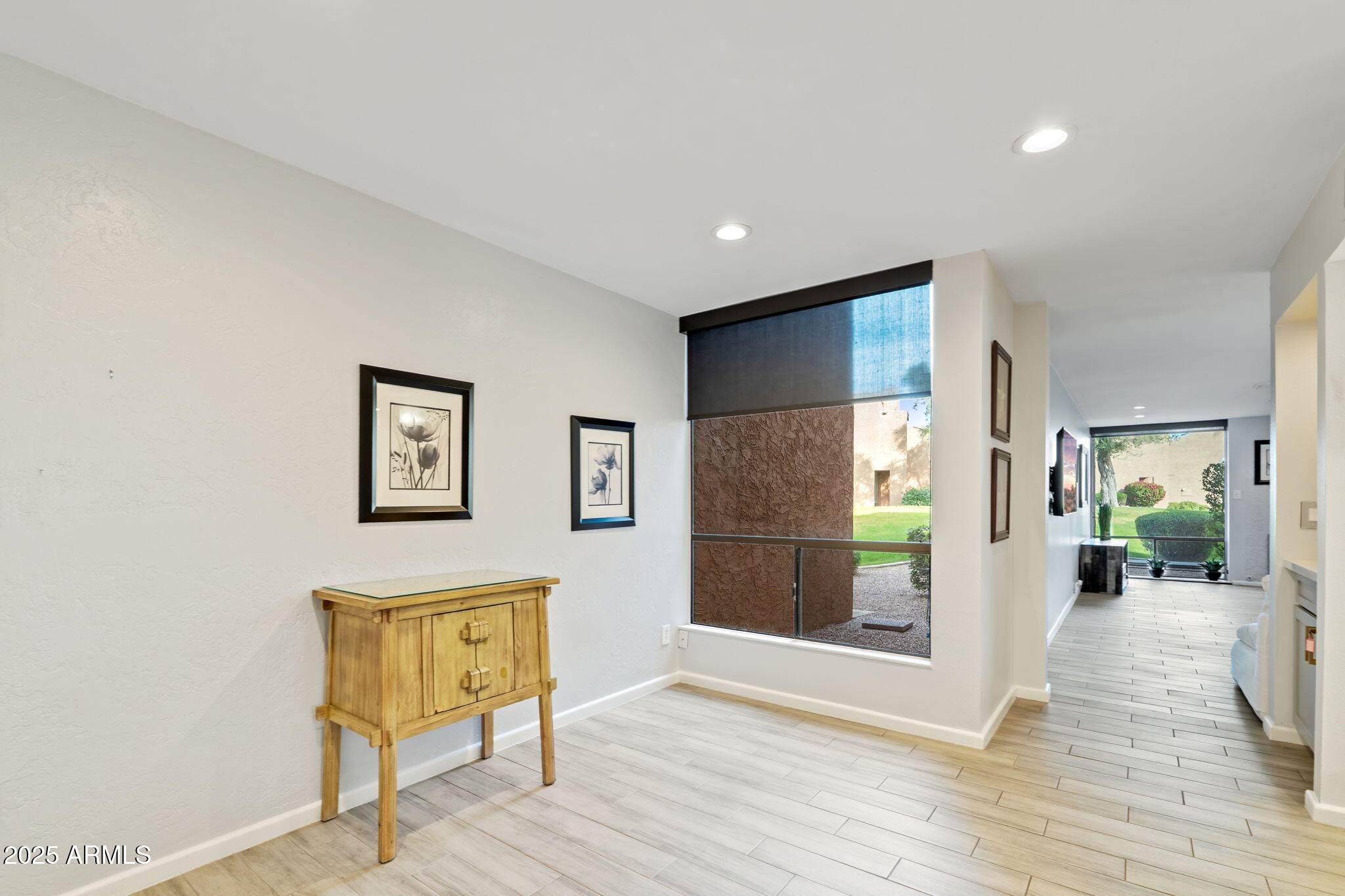 THE SHORES - Residential