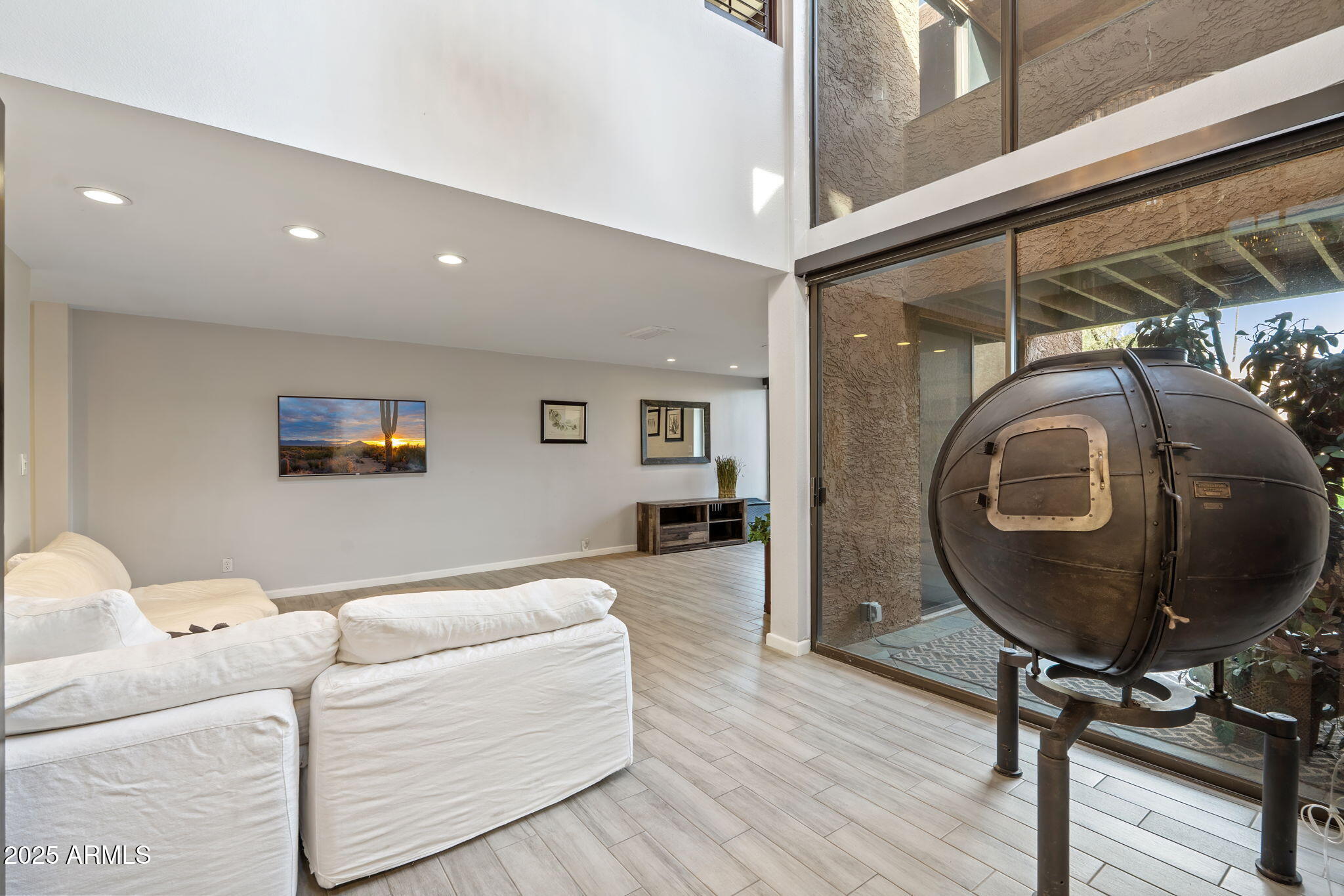 THE SHORES - Residential