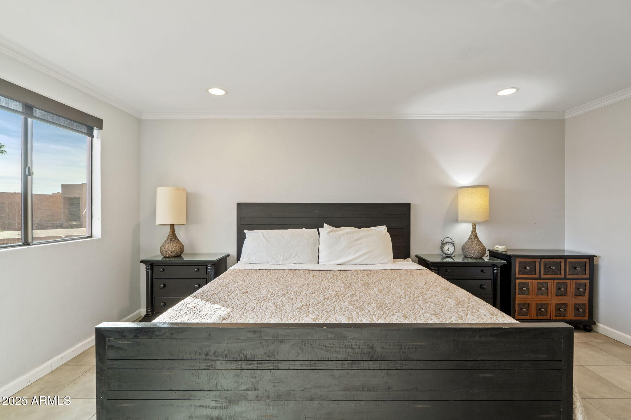 THE SHORES - Residential