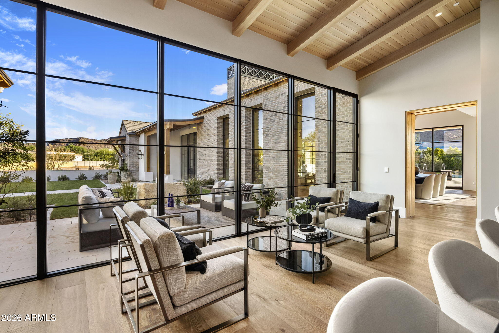 BRET HILLS - Residential